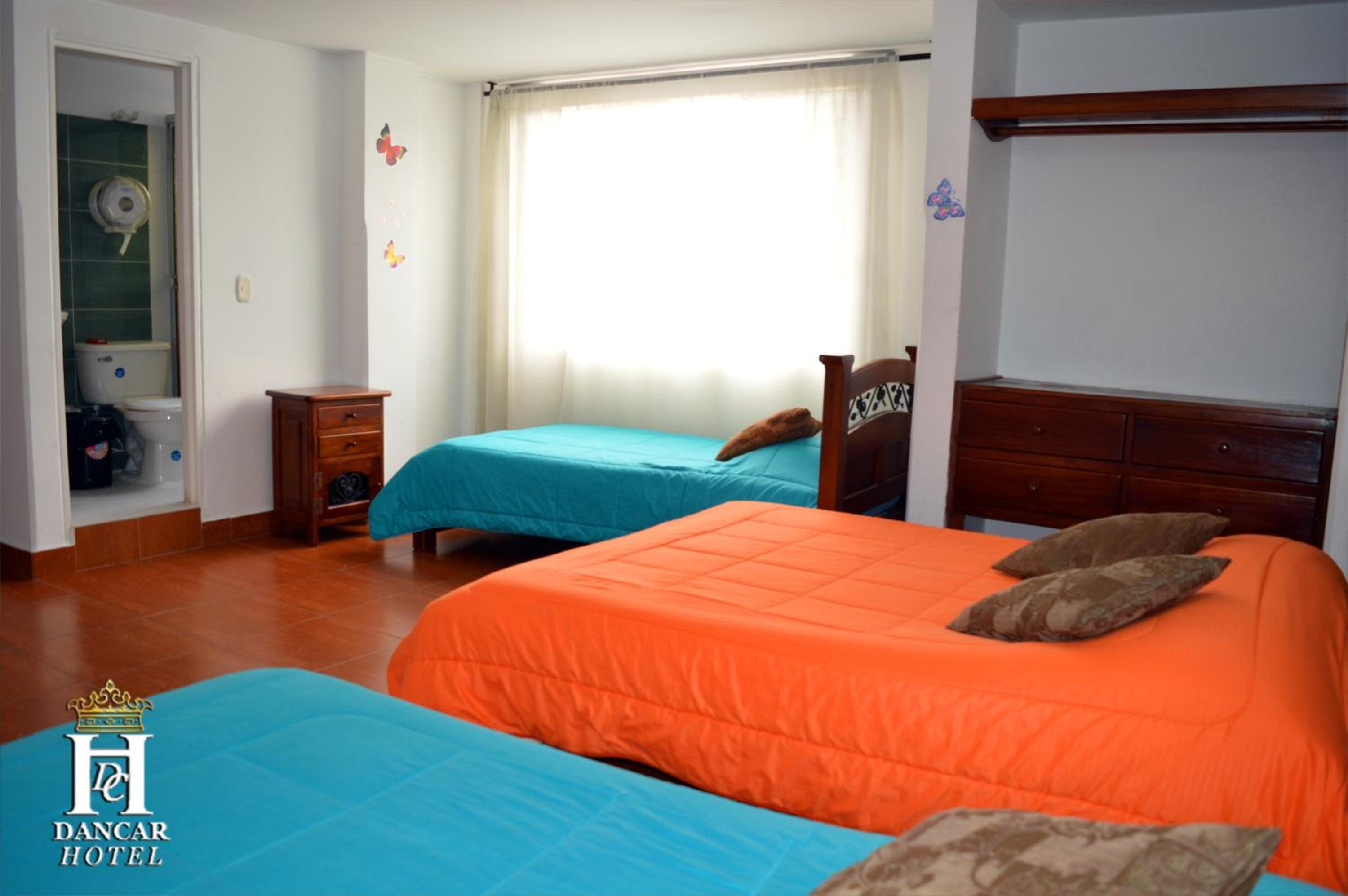 Quadruple Room with Private Bathroom photo 1