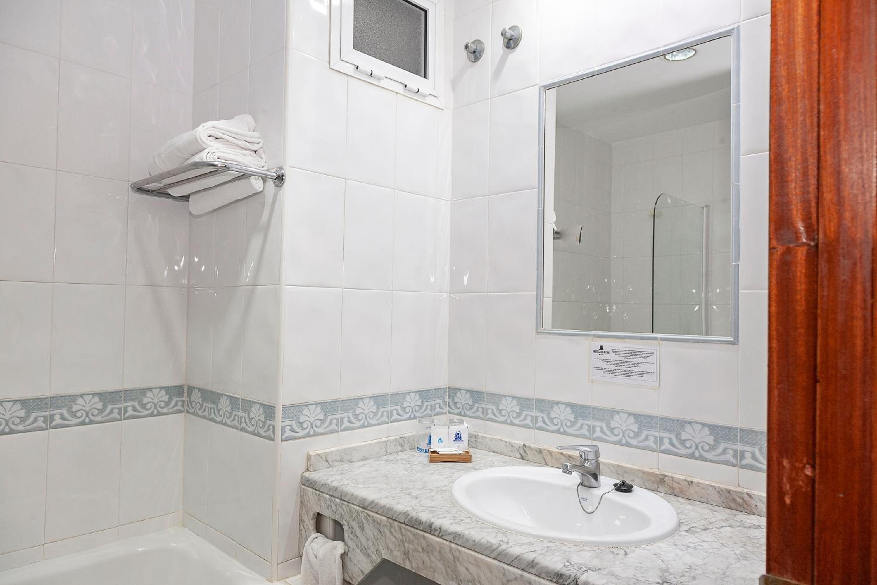 Superior Triple Room photo 2