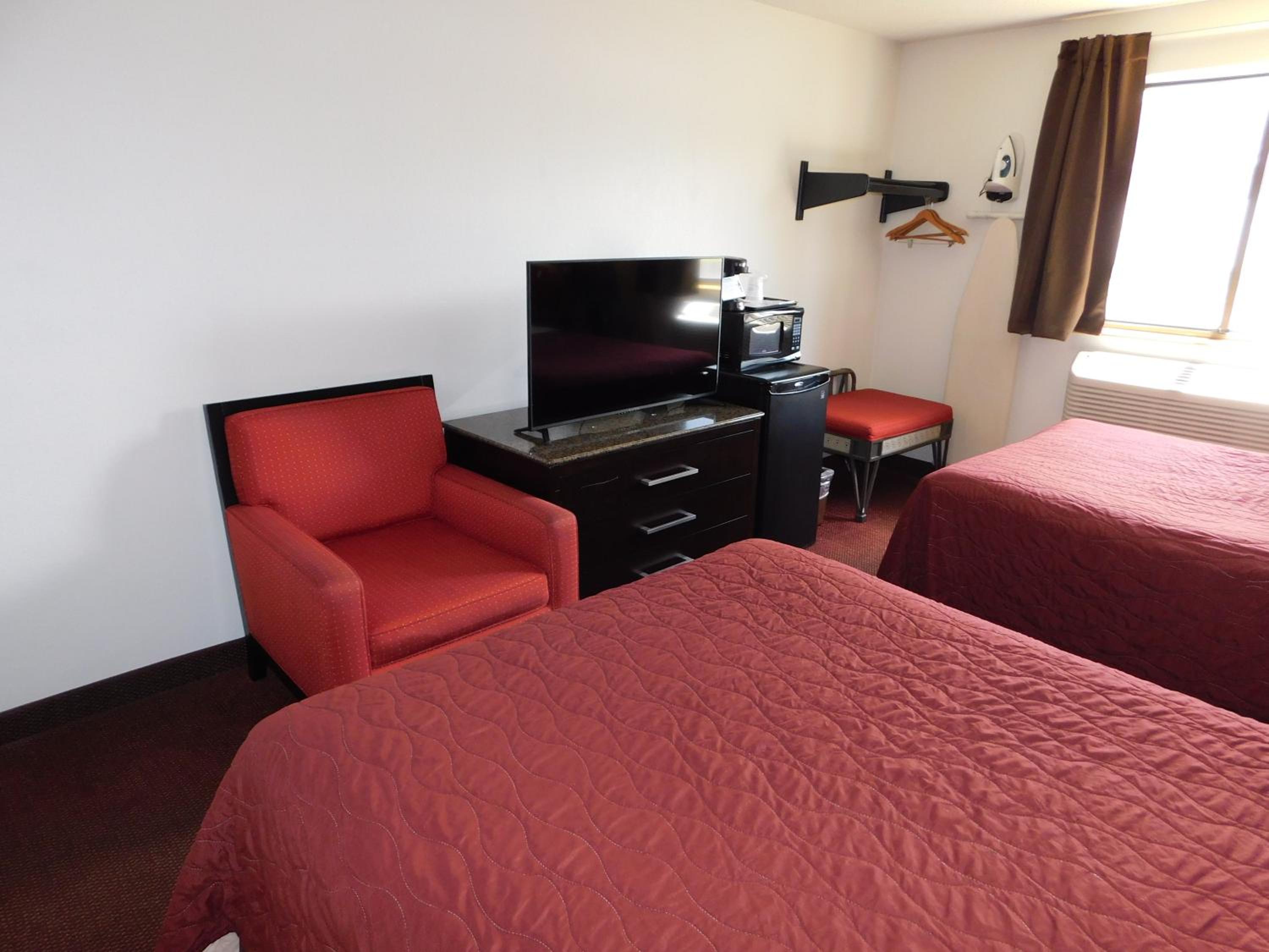 Double Room with Private Bathroom - Photo 5