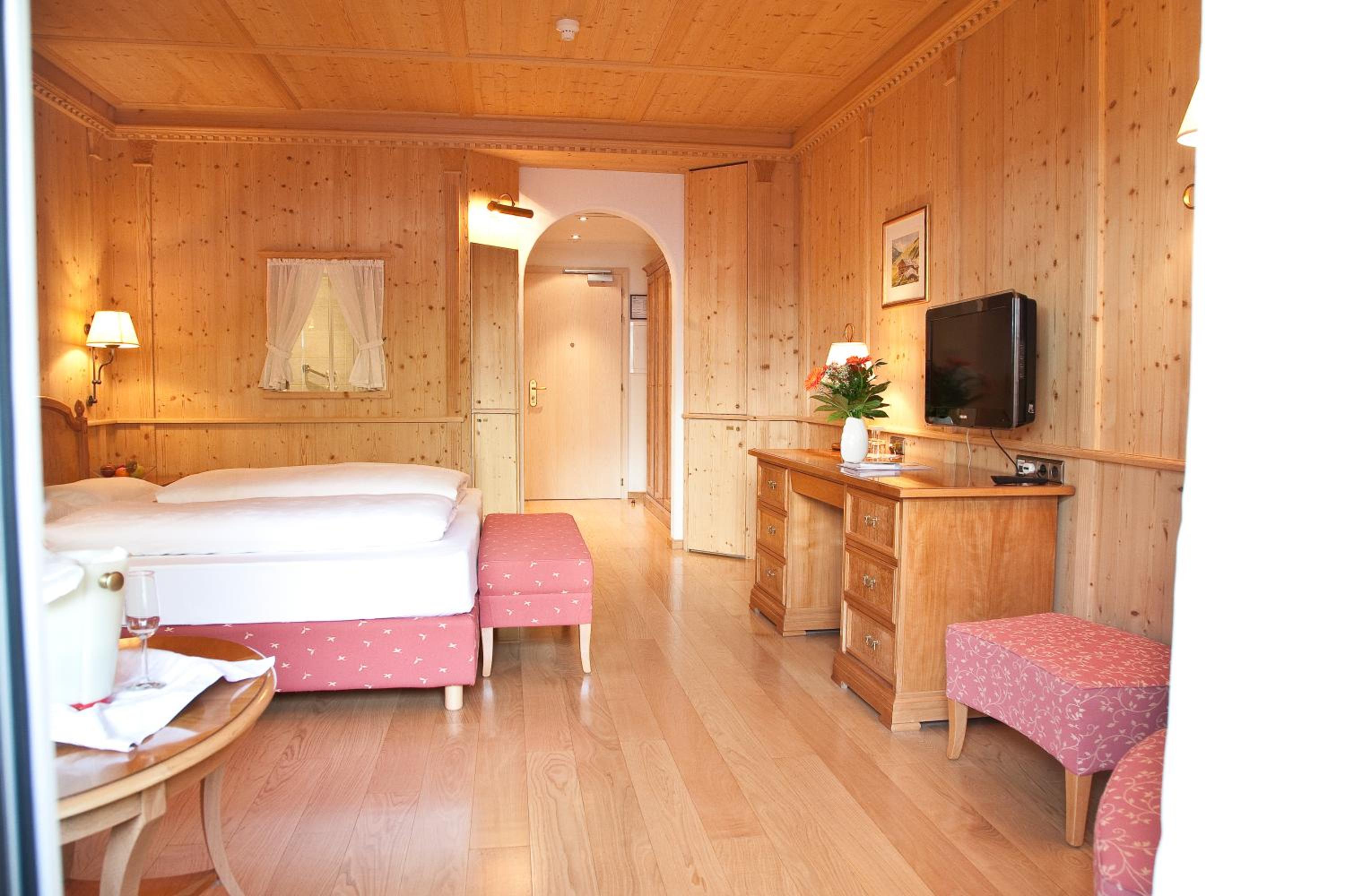 Junior Suite - Photo 11