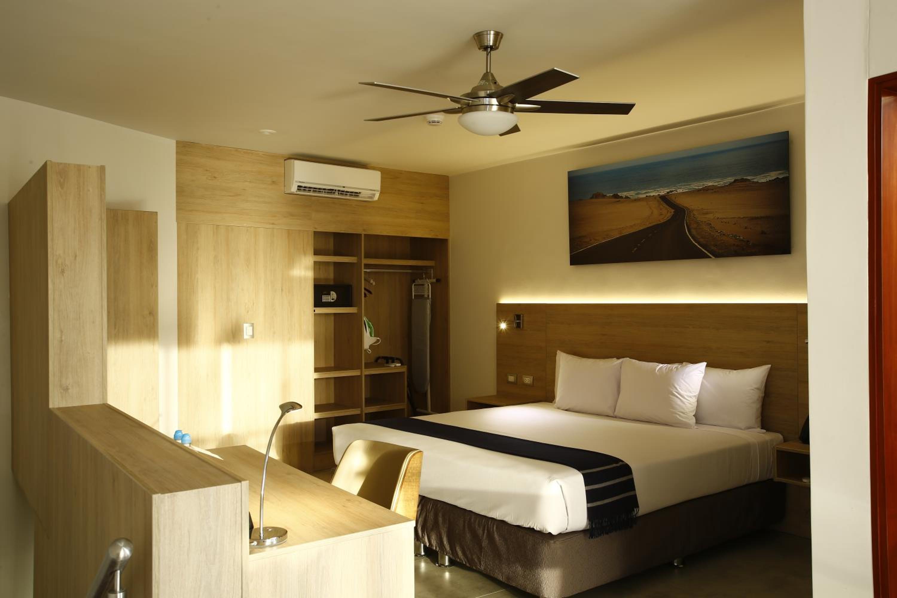 Superior Villa photo 2