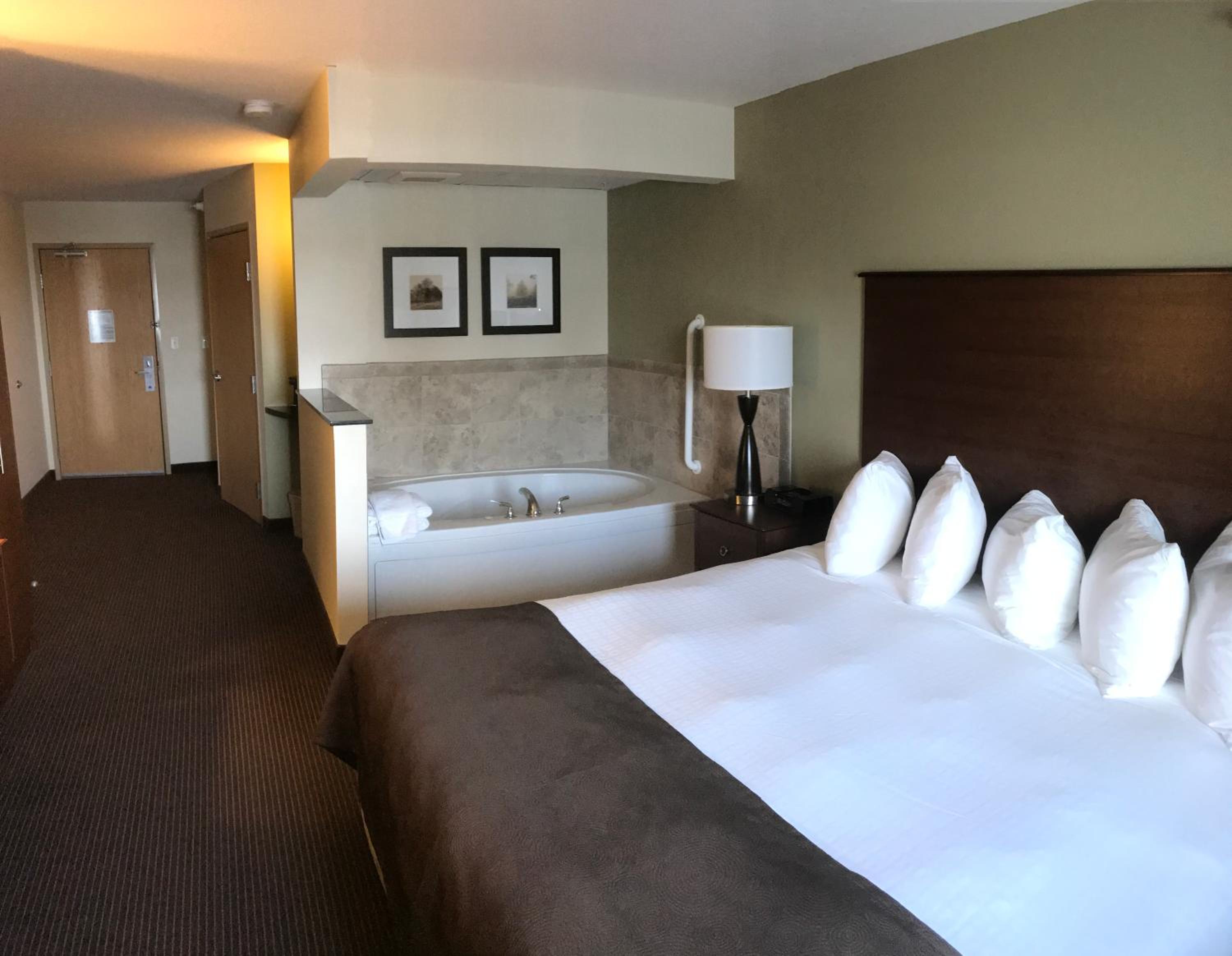 King Room - Mobility Access/Non-Smoking photo 1