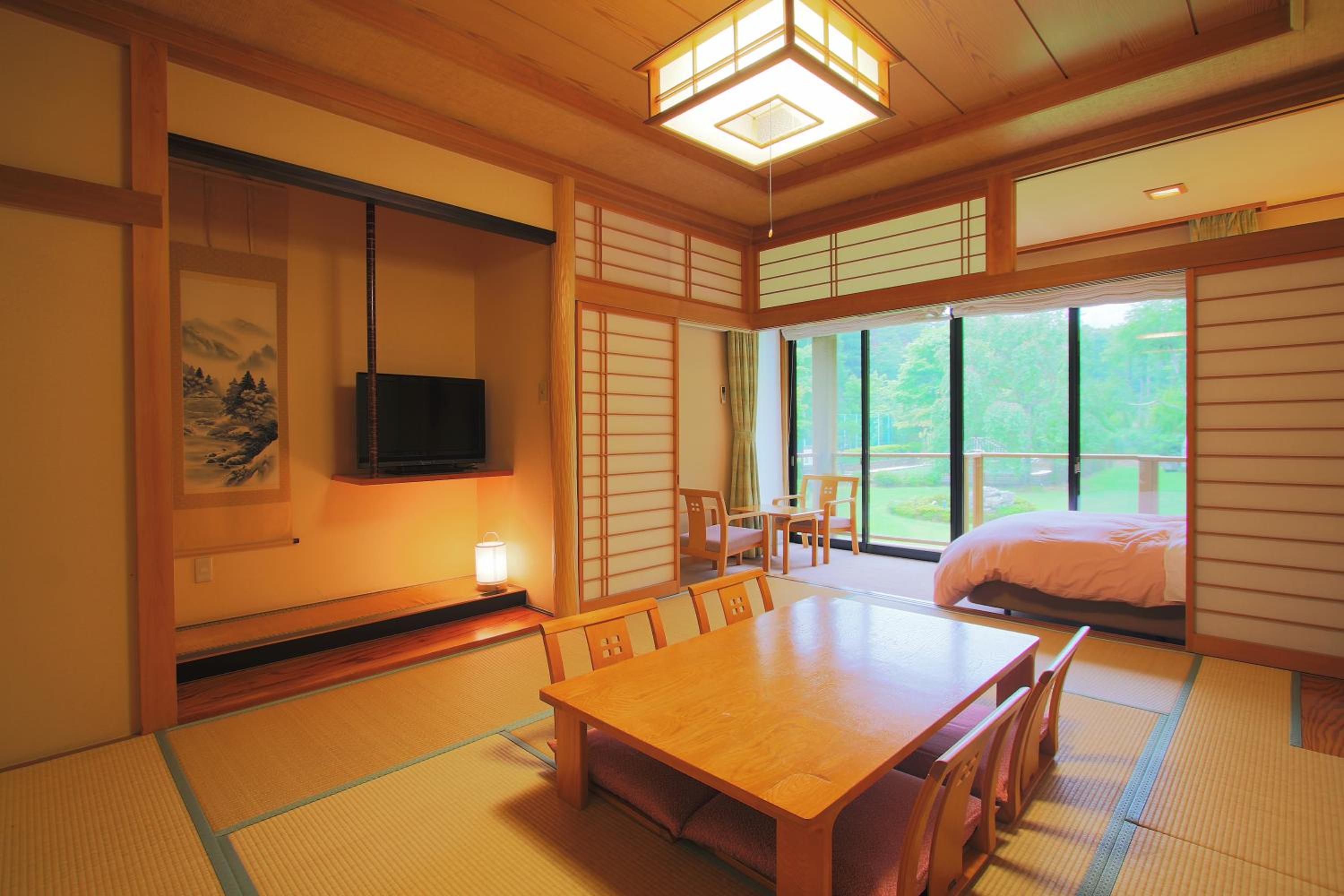 Junior Suite with Mountain View photo 1