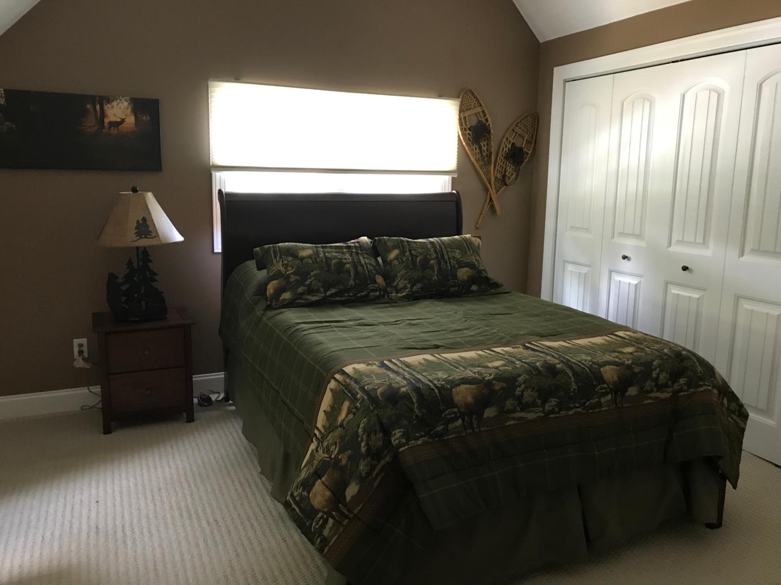Deluxe King Room photo 1