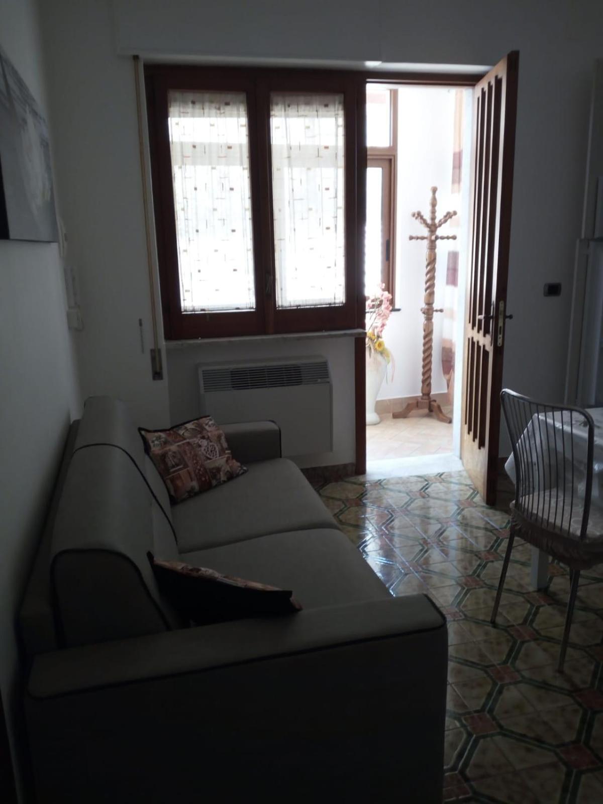 Two-Bedroom House - Photo 46