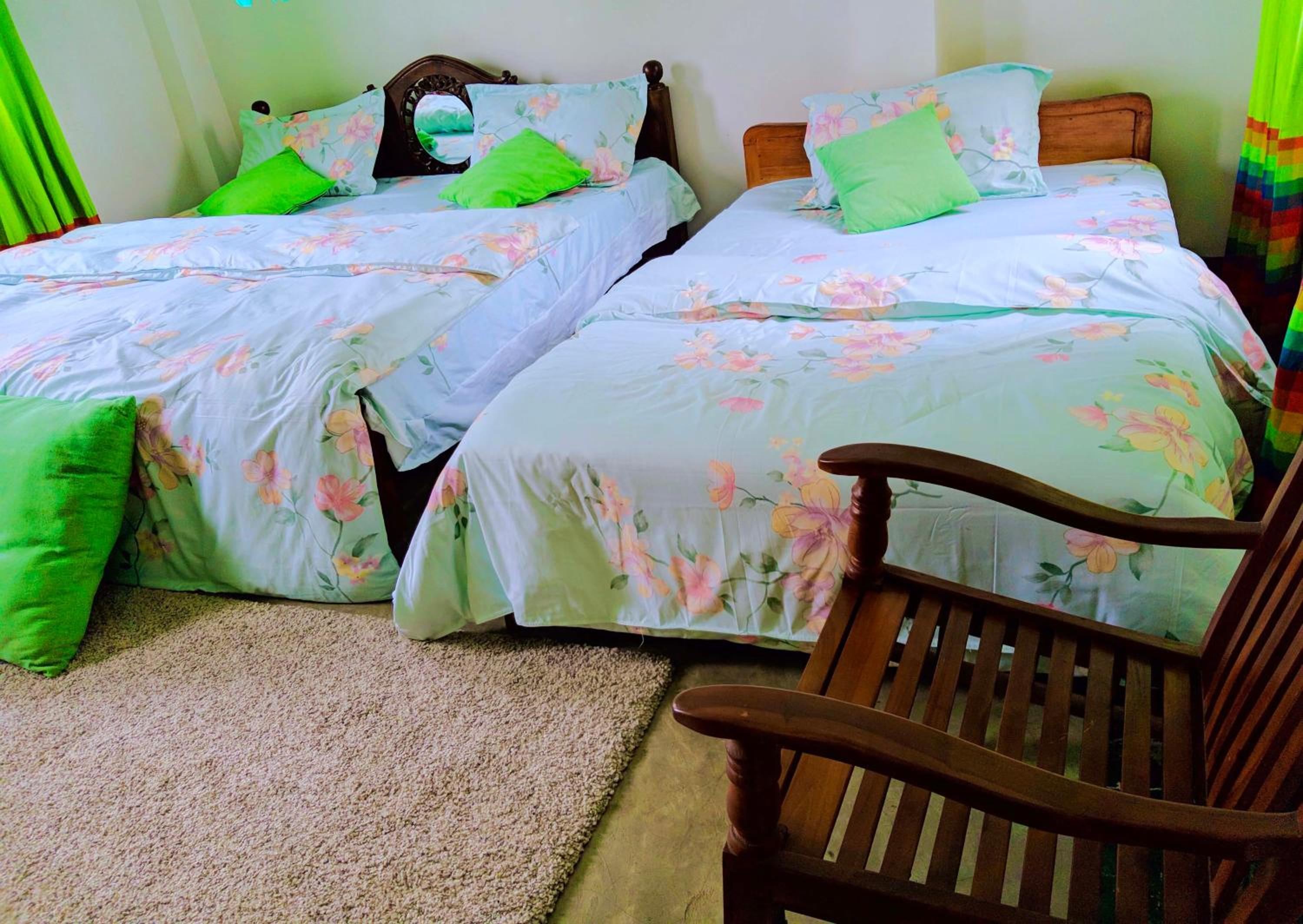 Deluxe Family Room photo 1
