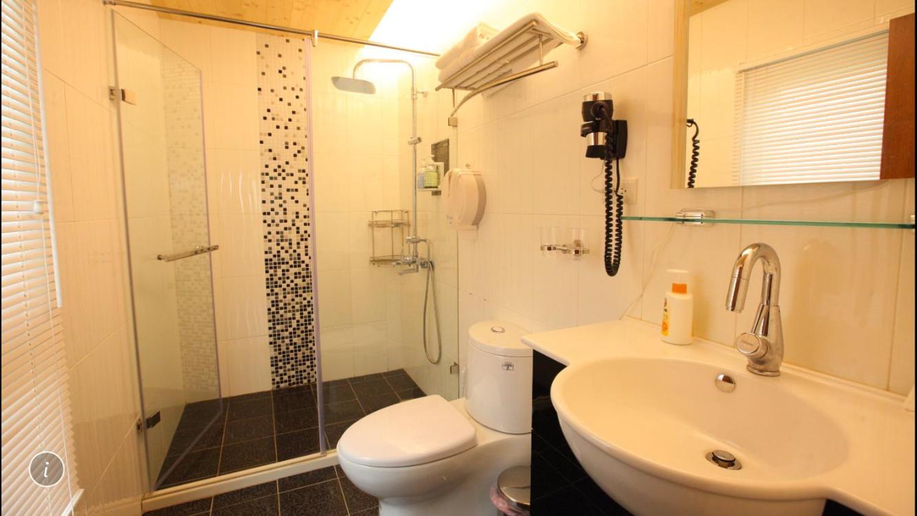Deluxe Family Suite photo 2