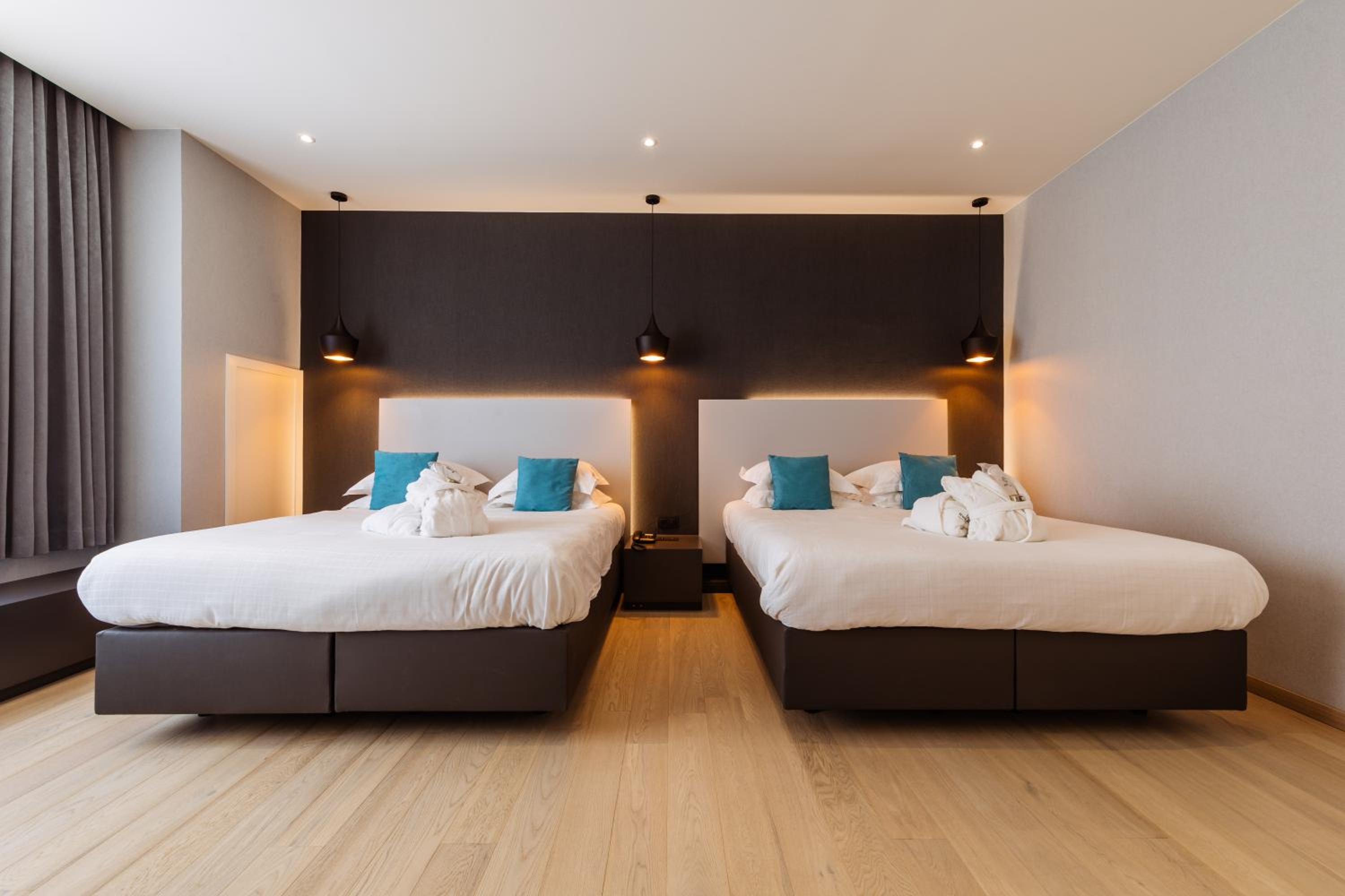 Comfort Room with Two Queen Beds - No Sea View photo 3