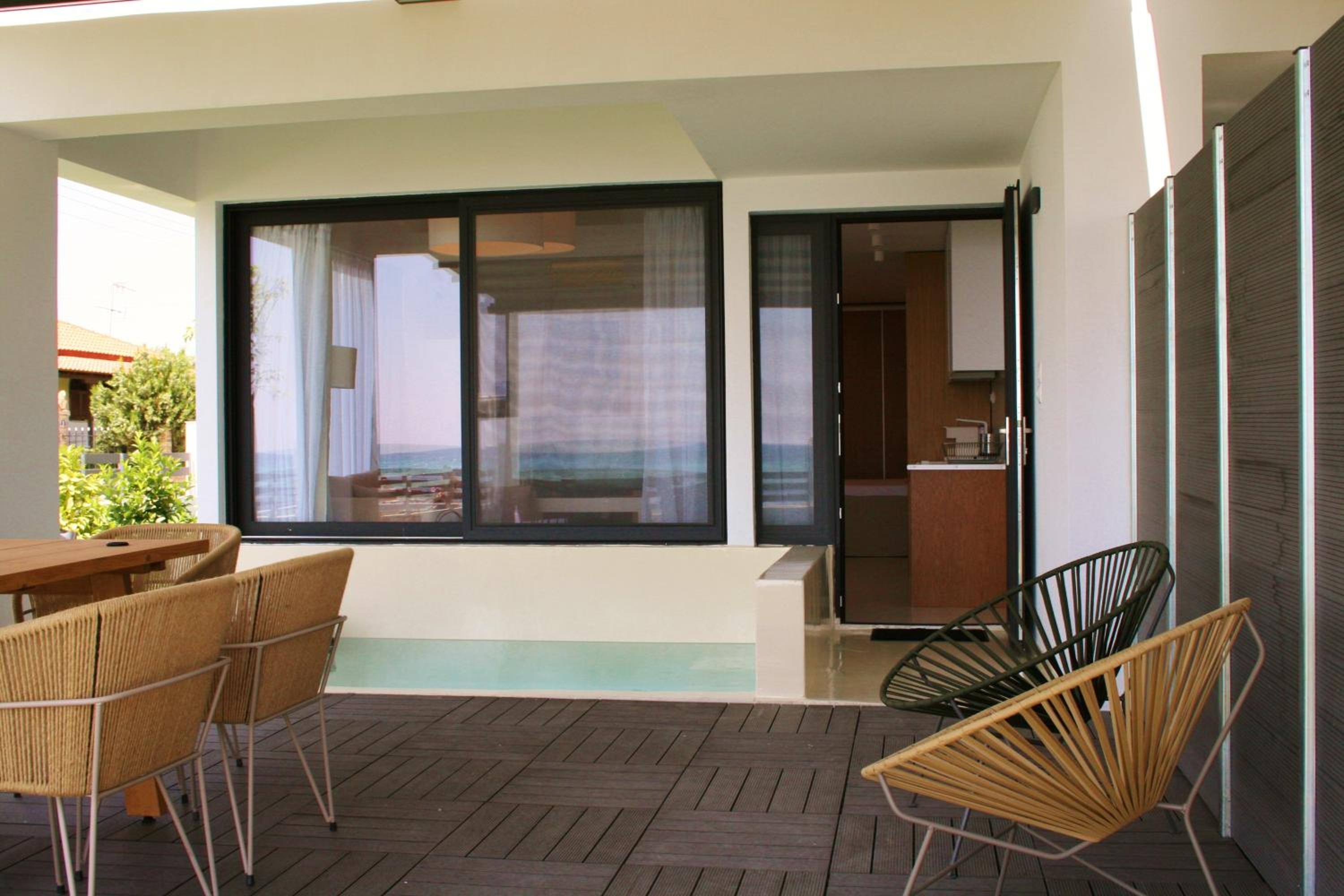 Suite with Private Pool photo 3