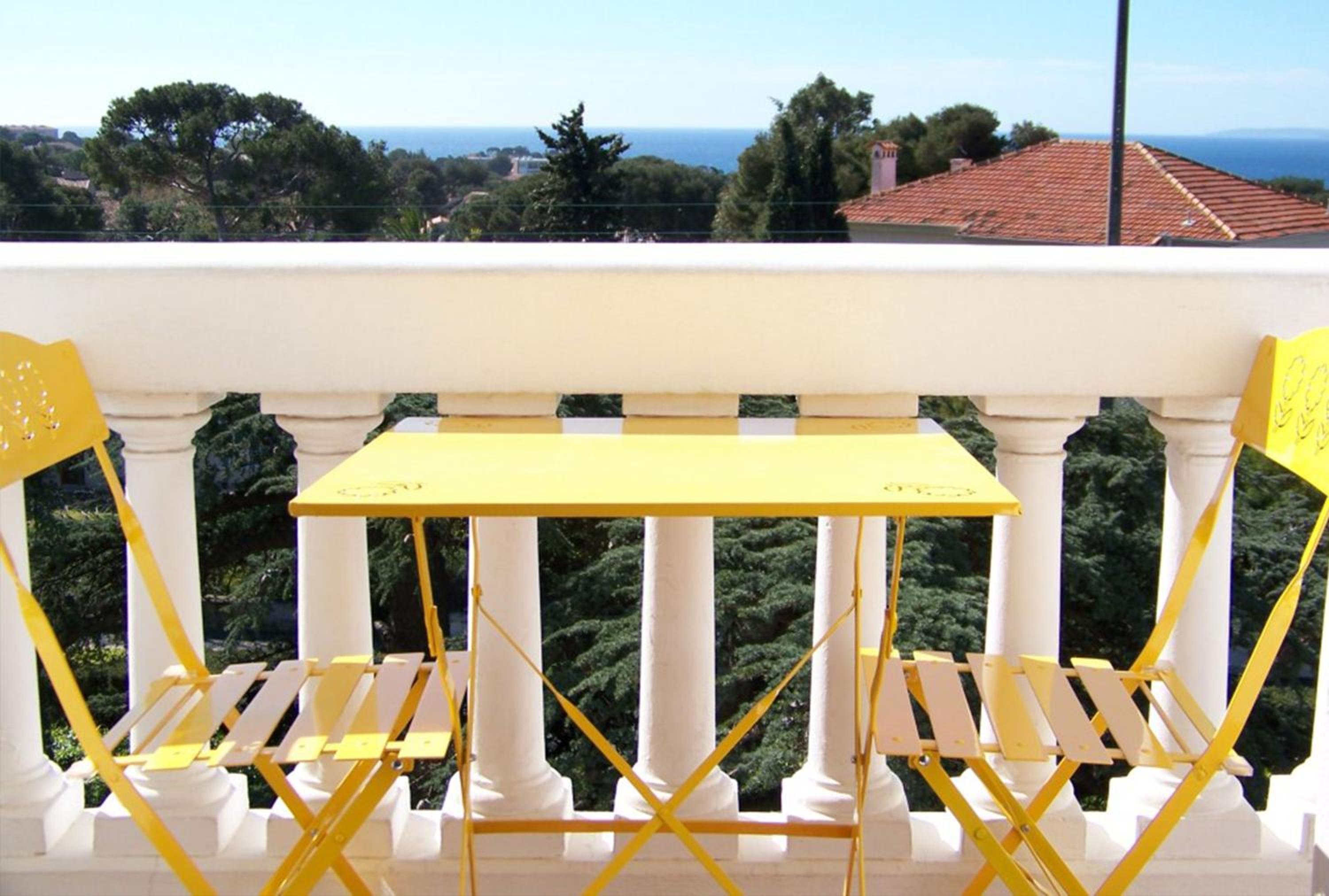 Superior Double Room with Balcony photo 3