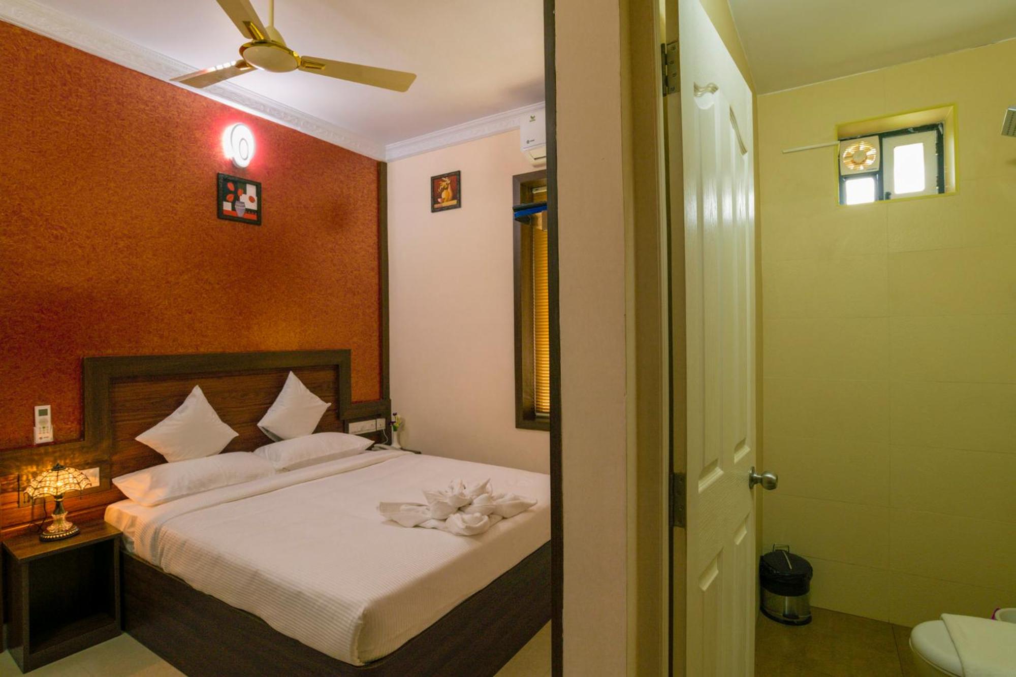 Economy Double Room photo 1