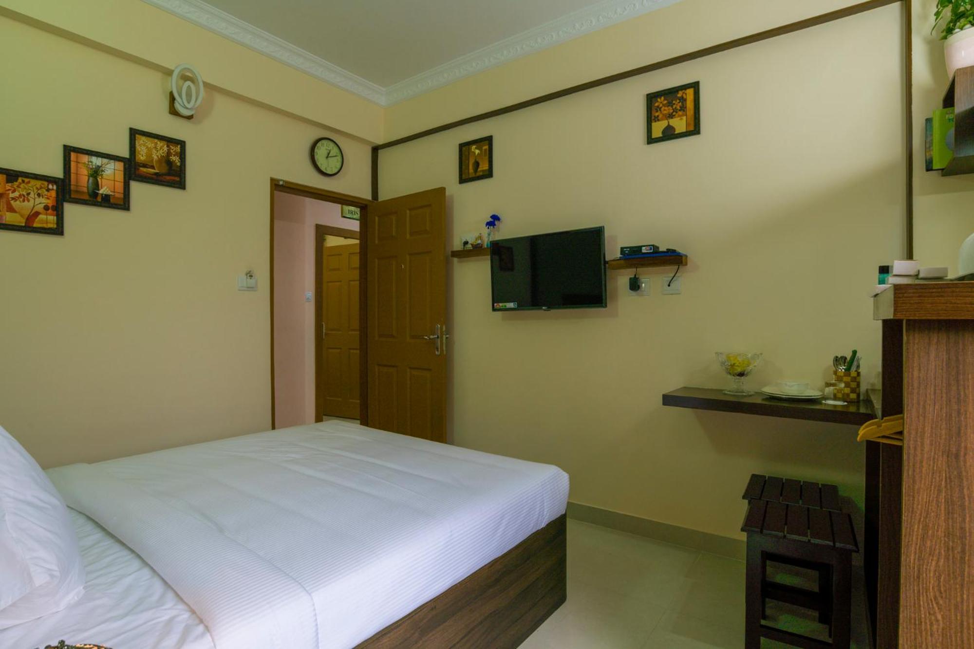 Standard Double Room - Photo 4