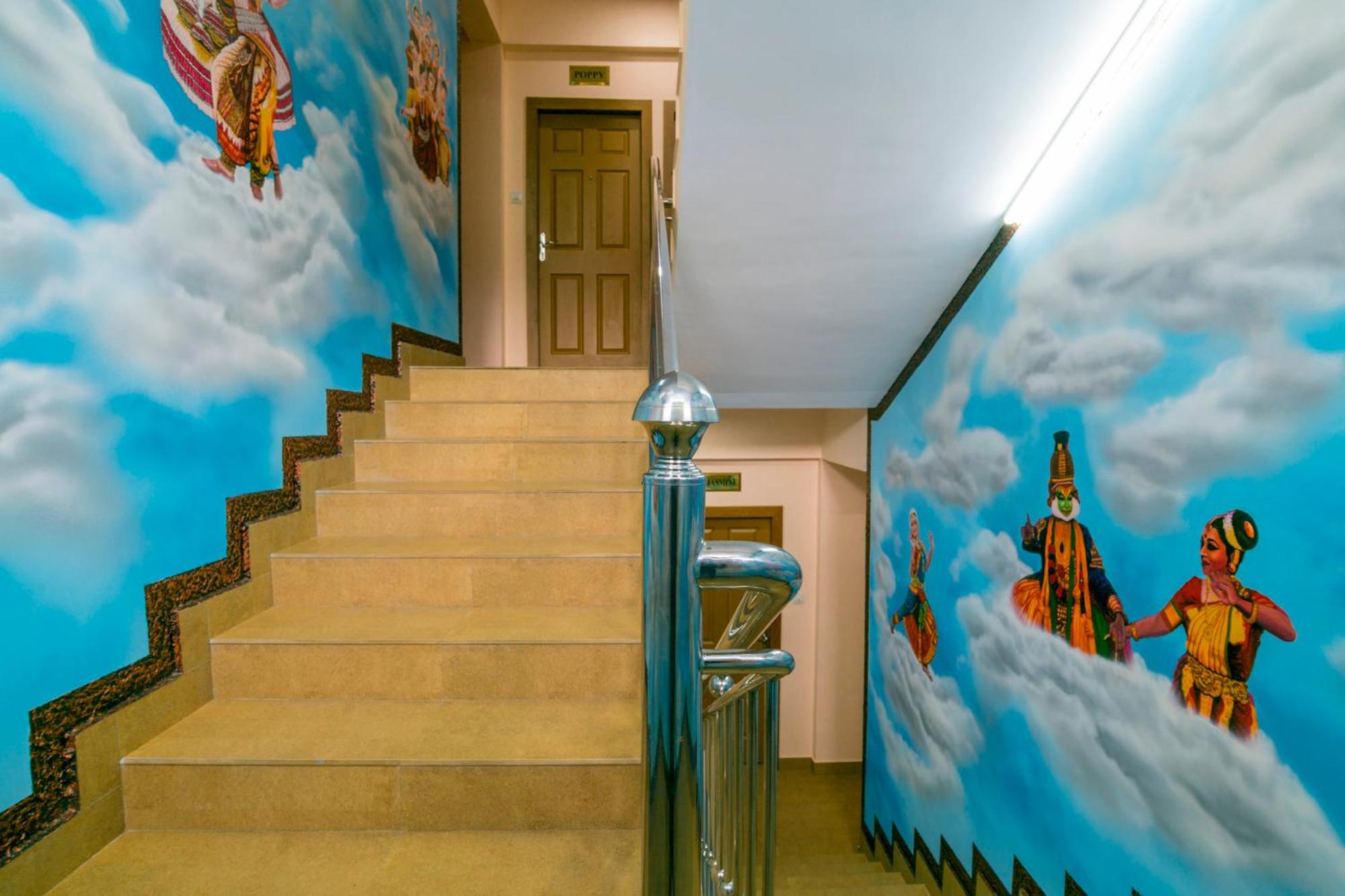 Standard Double Room - Photo 9