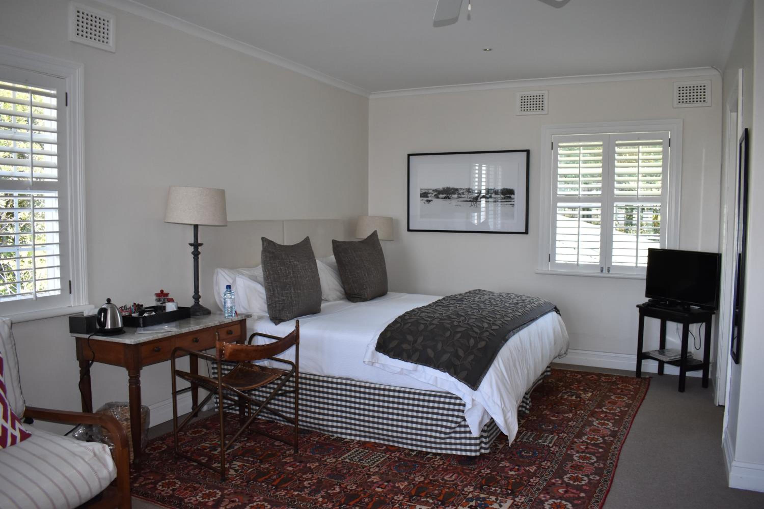 Superior Deluxe Double or Twin Room  photo 3