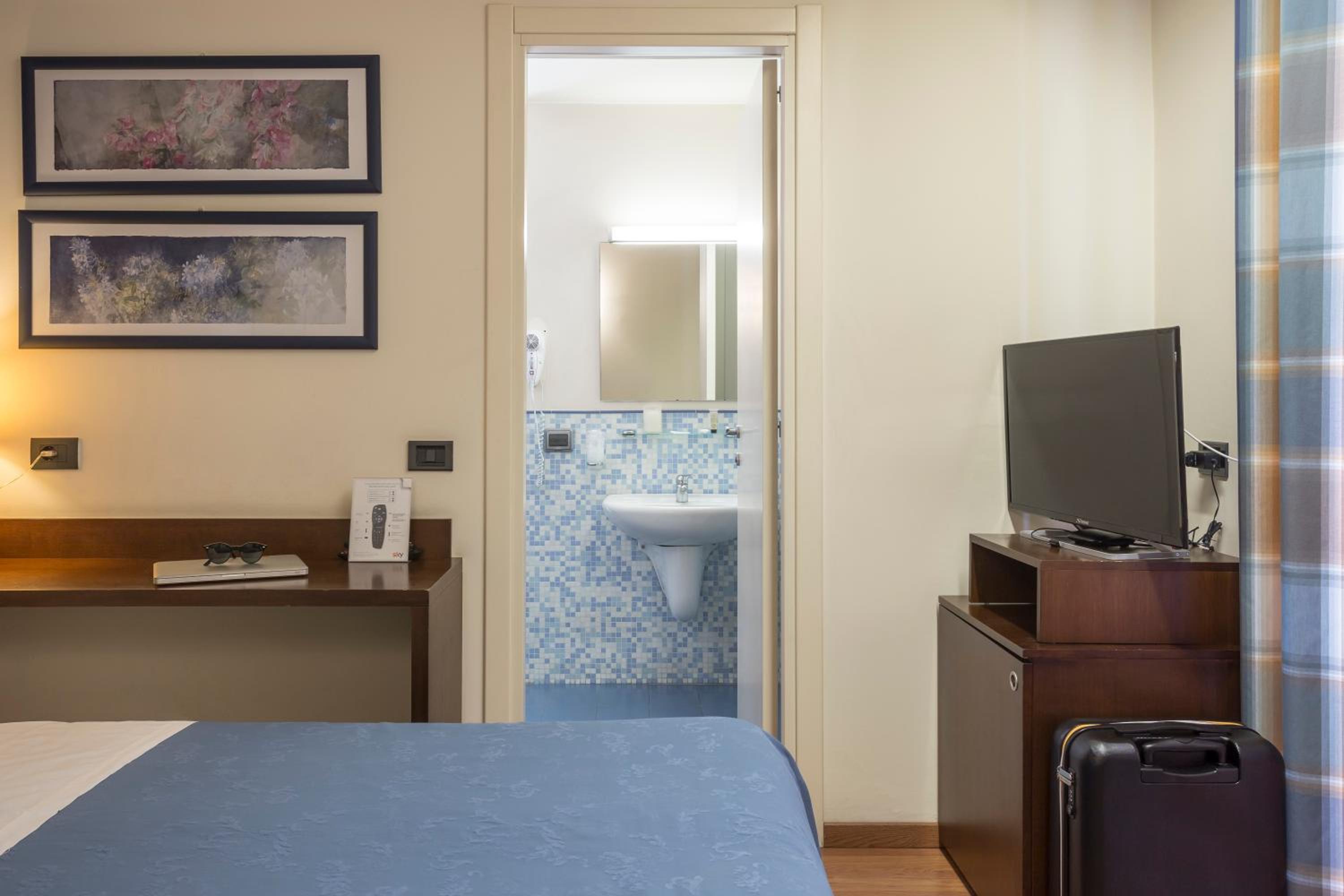 Single Room photo 3