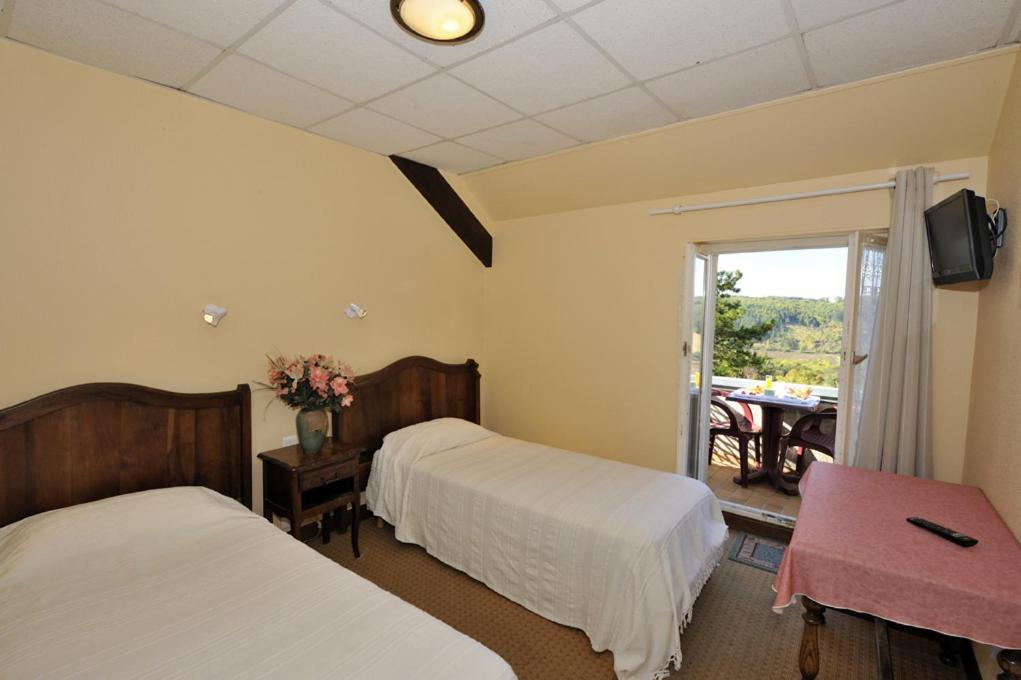 Superior Double or Twin Room - Photo 3