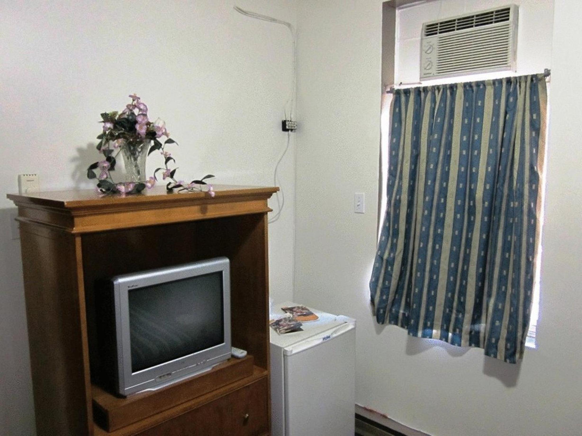 Queen Room - Photo 3