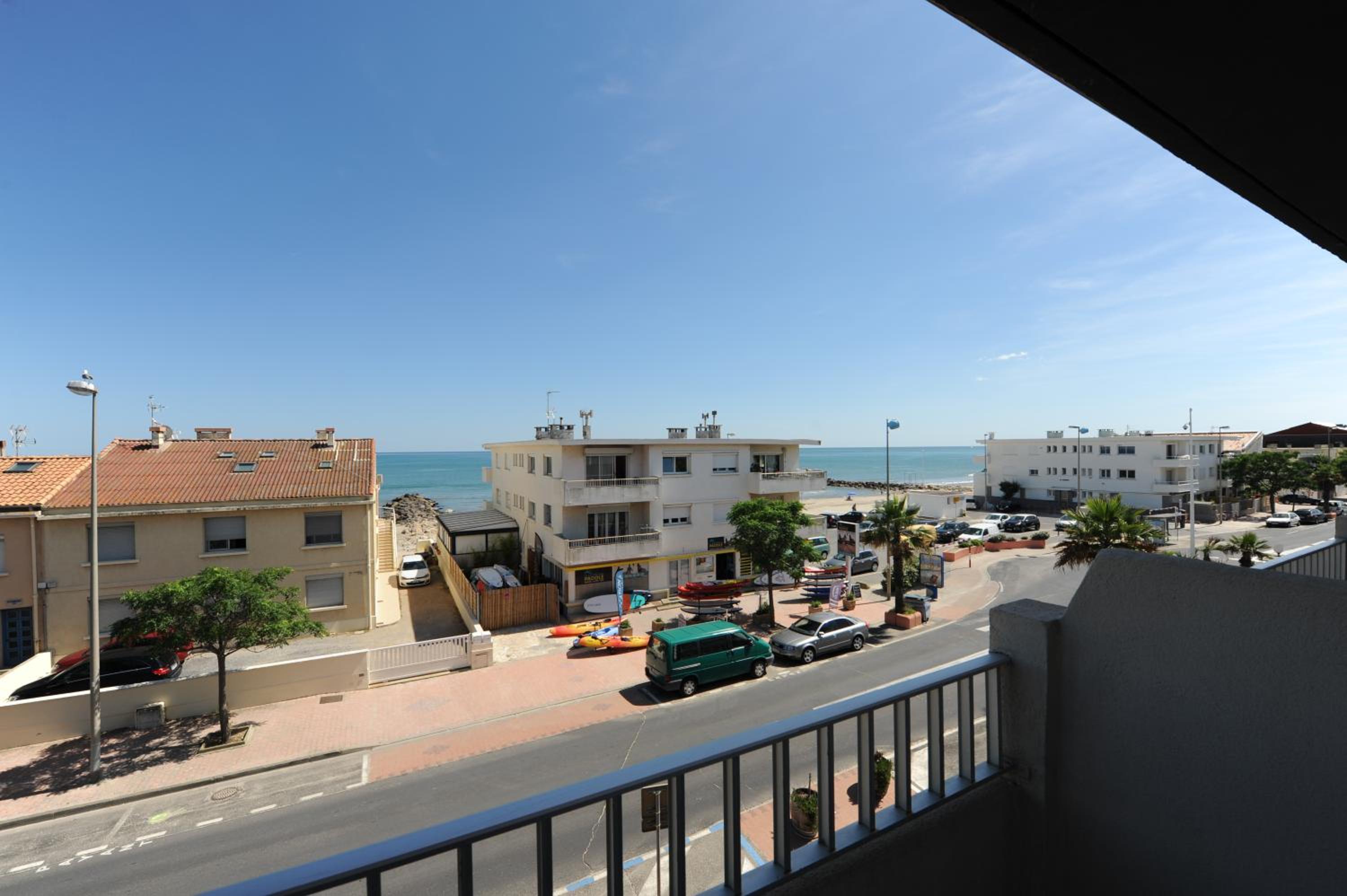 Quadruple Room with balcony photo 2