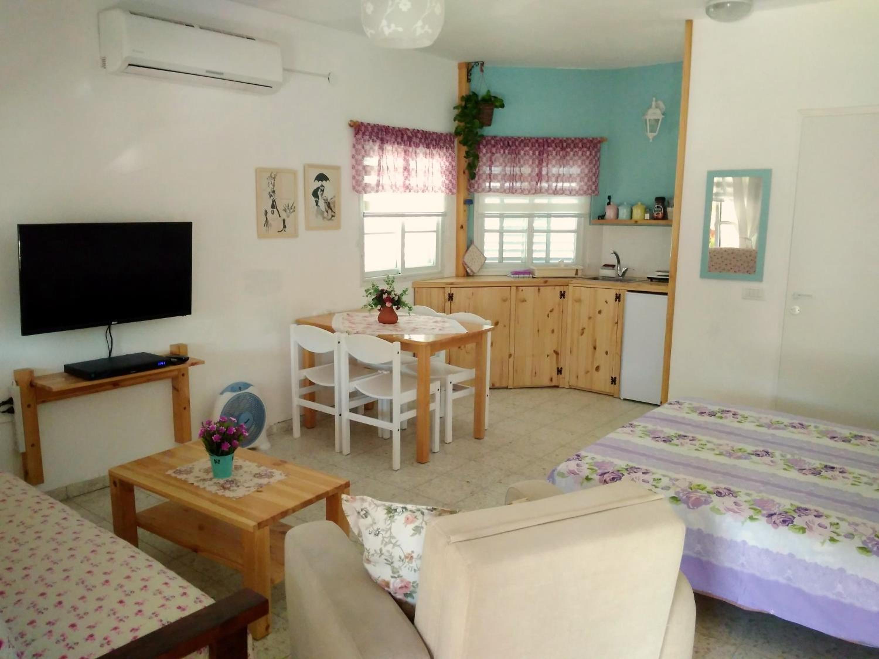 Family Apartment - Photo 12