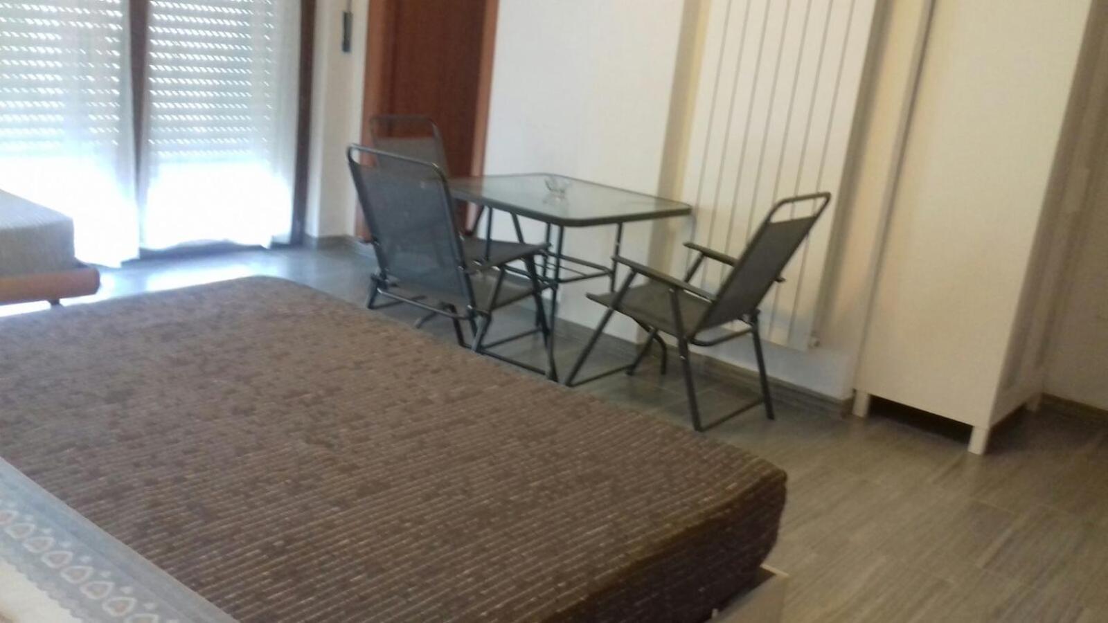 Triple Room with Private Garden 