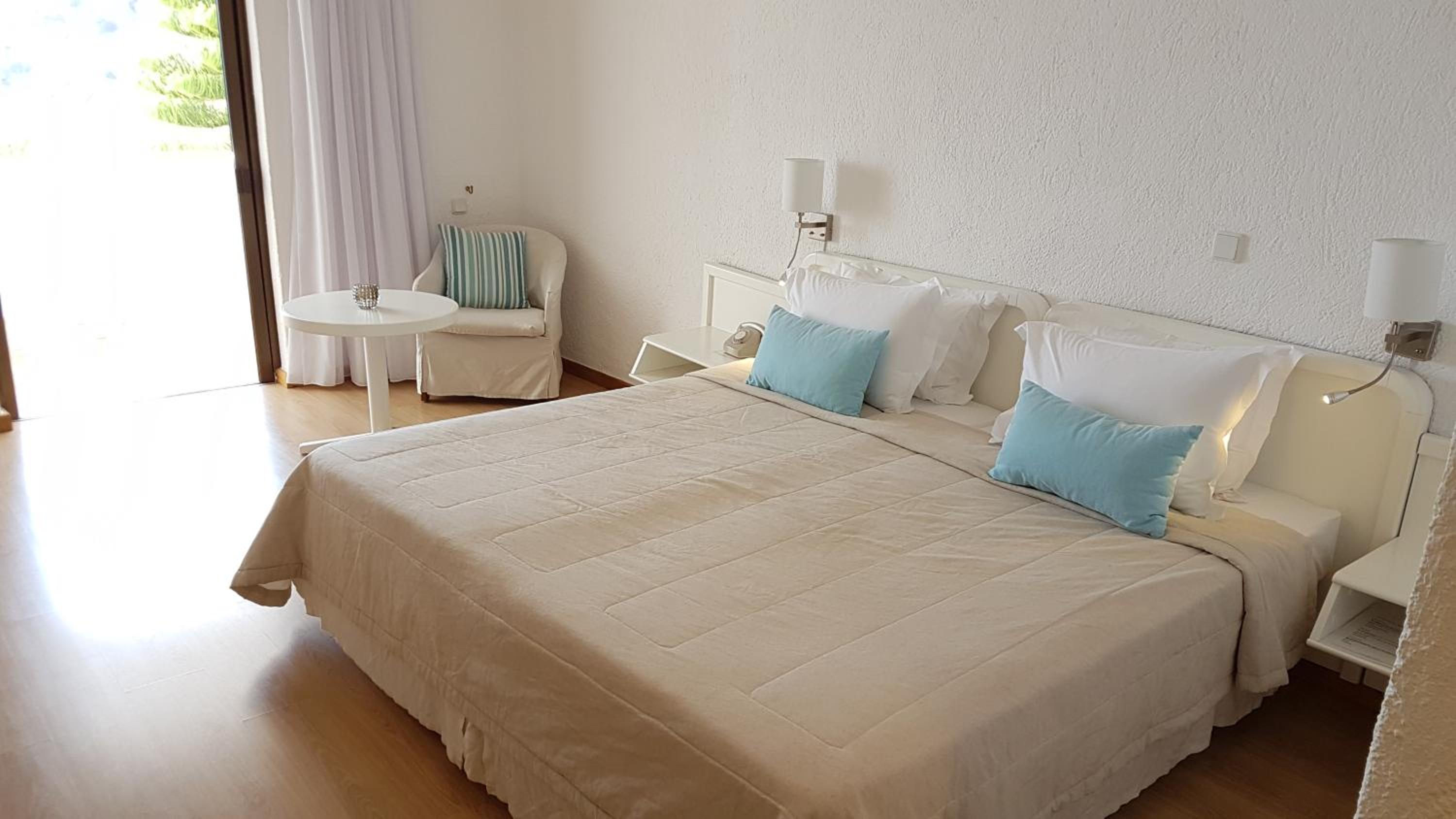 Standard Double or Twin Room with Sea View
