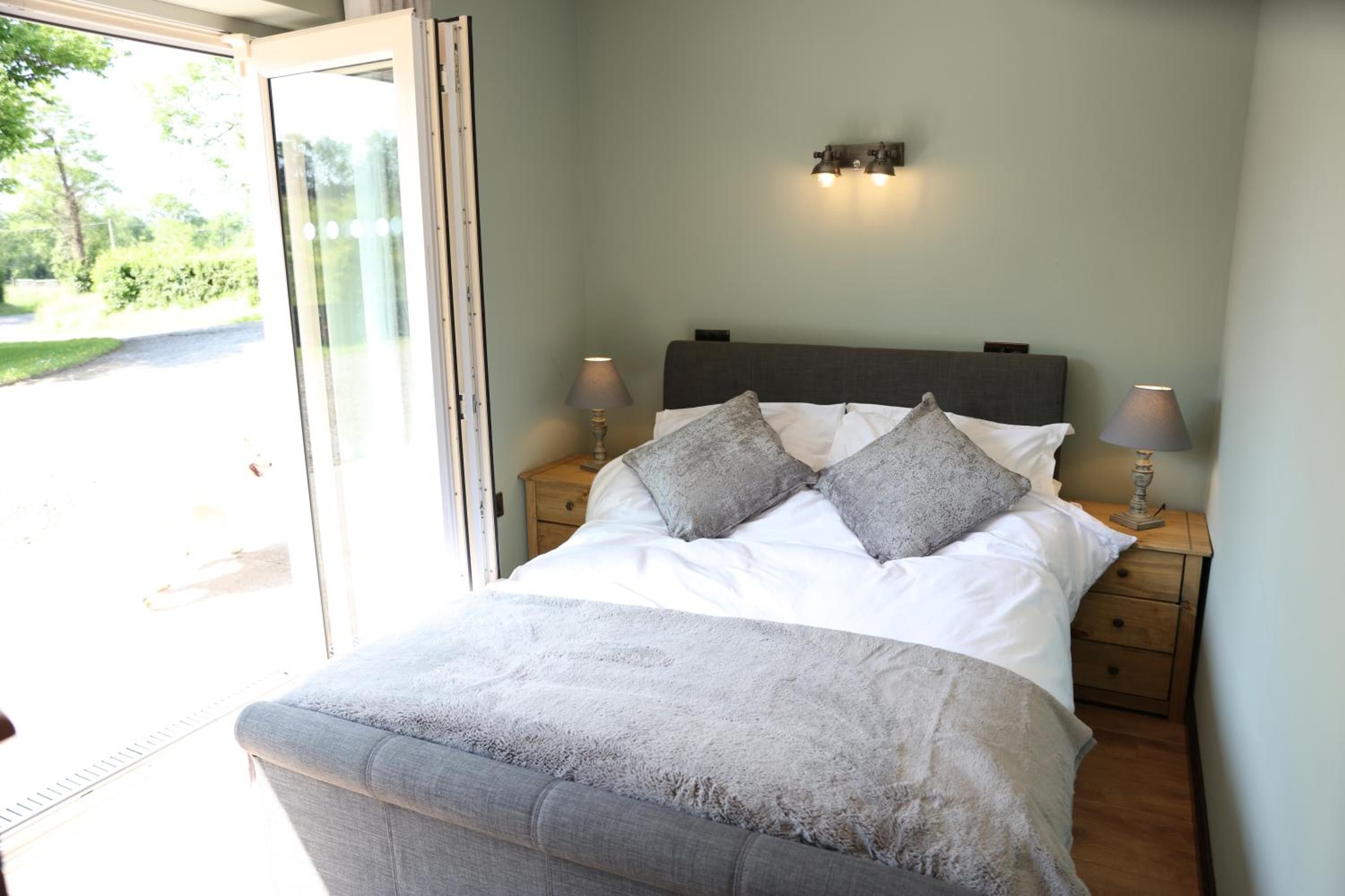 Apartment - Photo 8