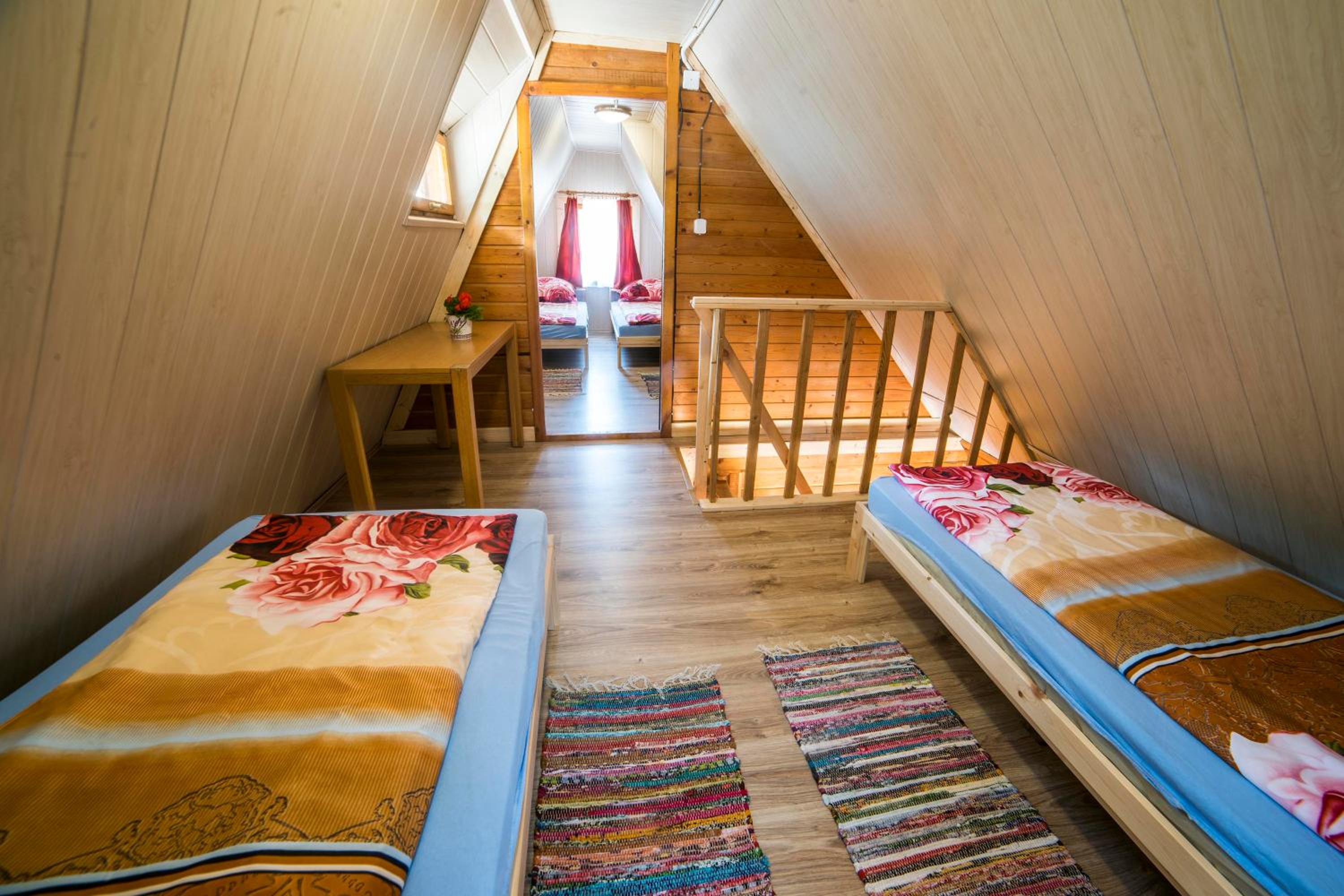 Four-Bedroom House - Photo 3