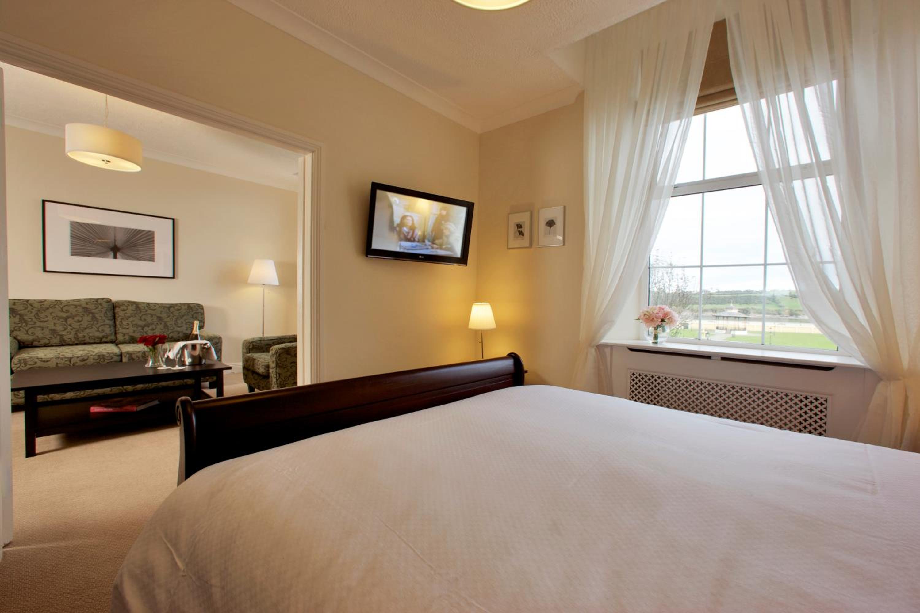 Deluxe Suite with Sea View
