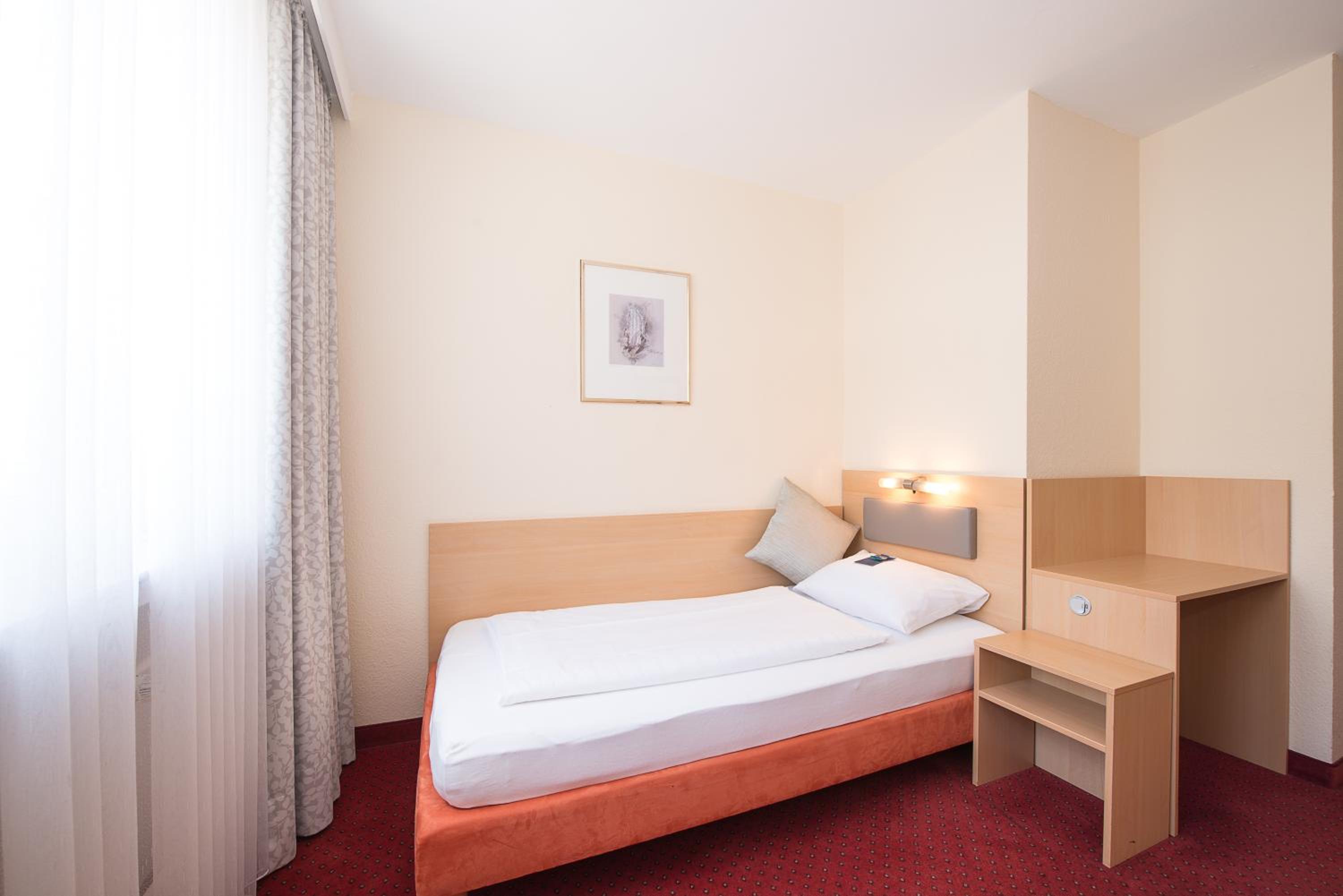Standard Single Room photo 3