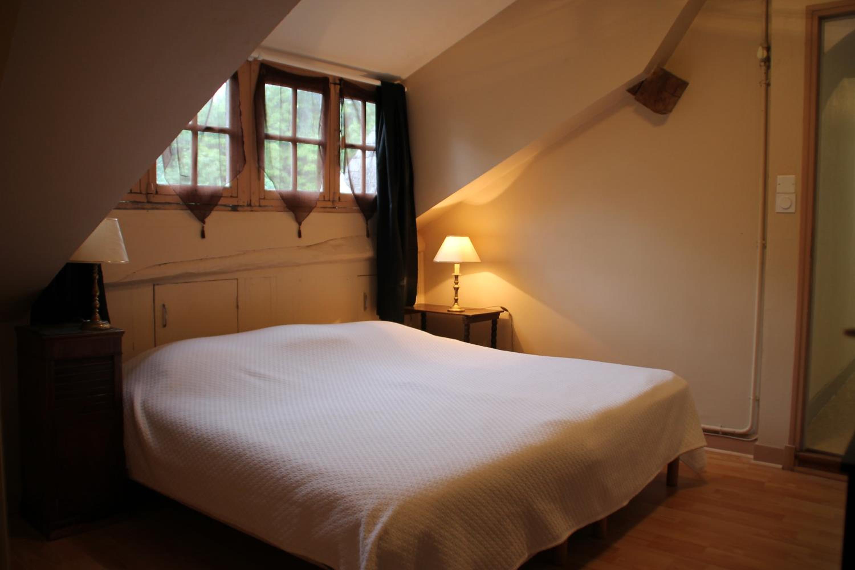 Two-Bedroom House photo 2