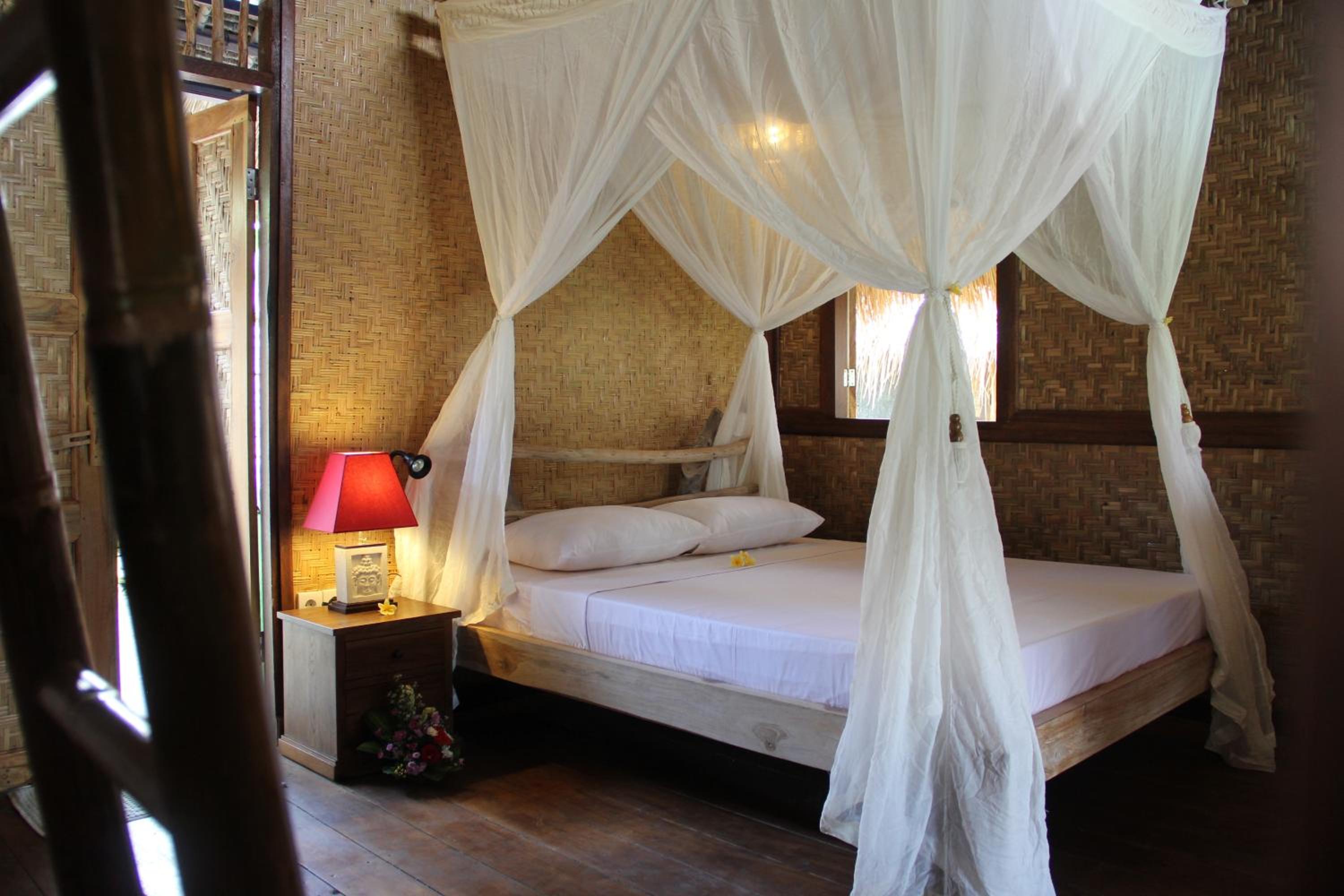 Deluxe Double Bungalow photo 3