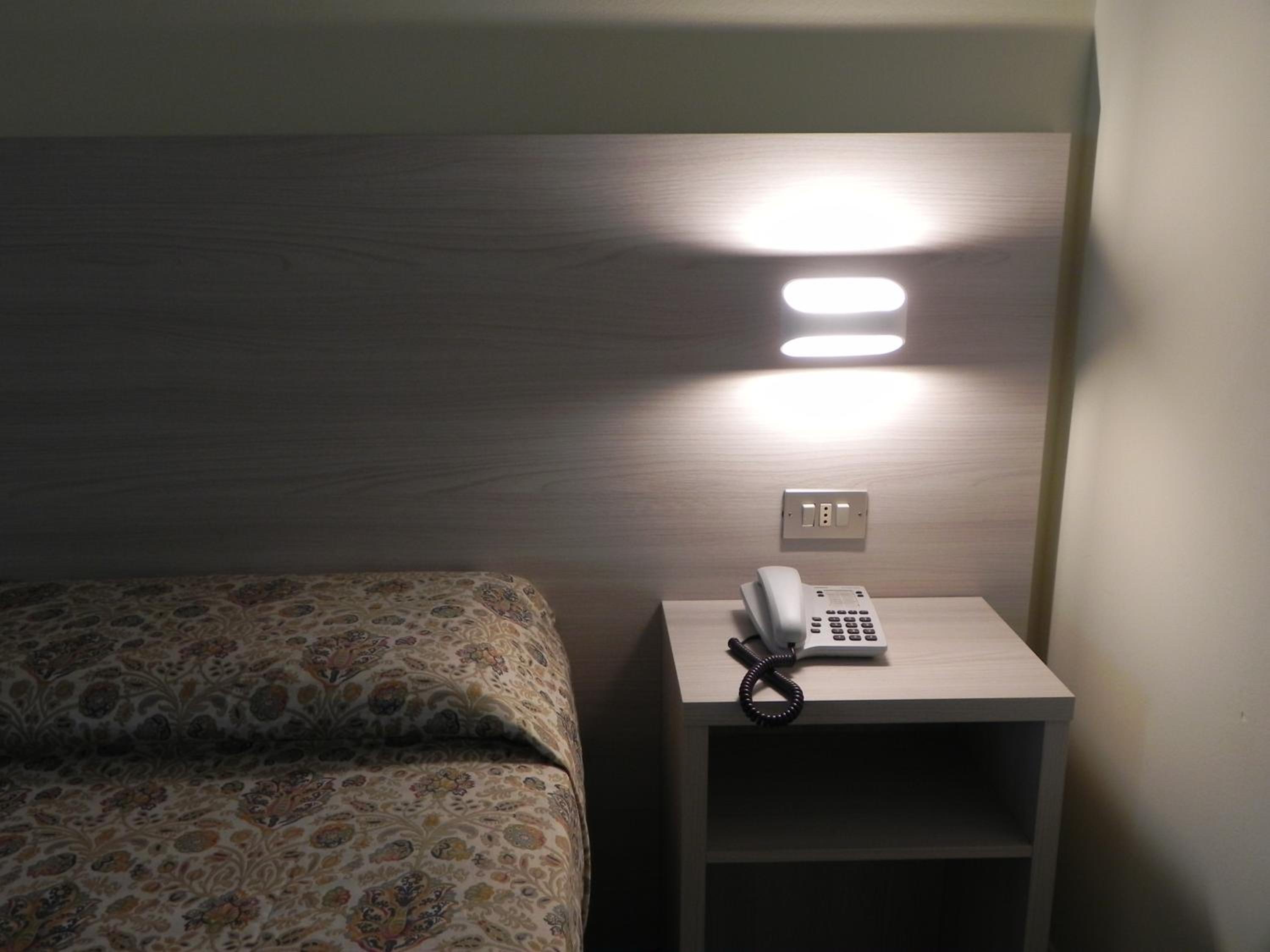Double Room - Photo 5