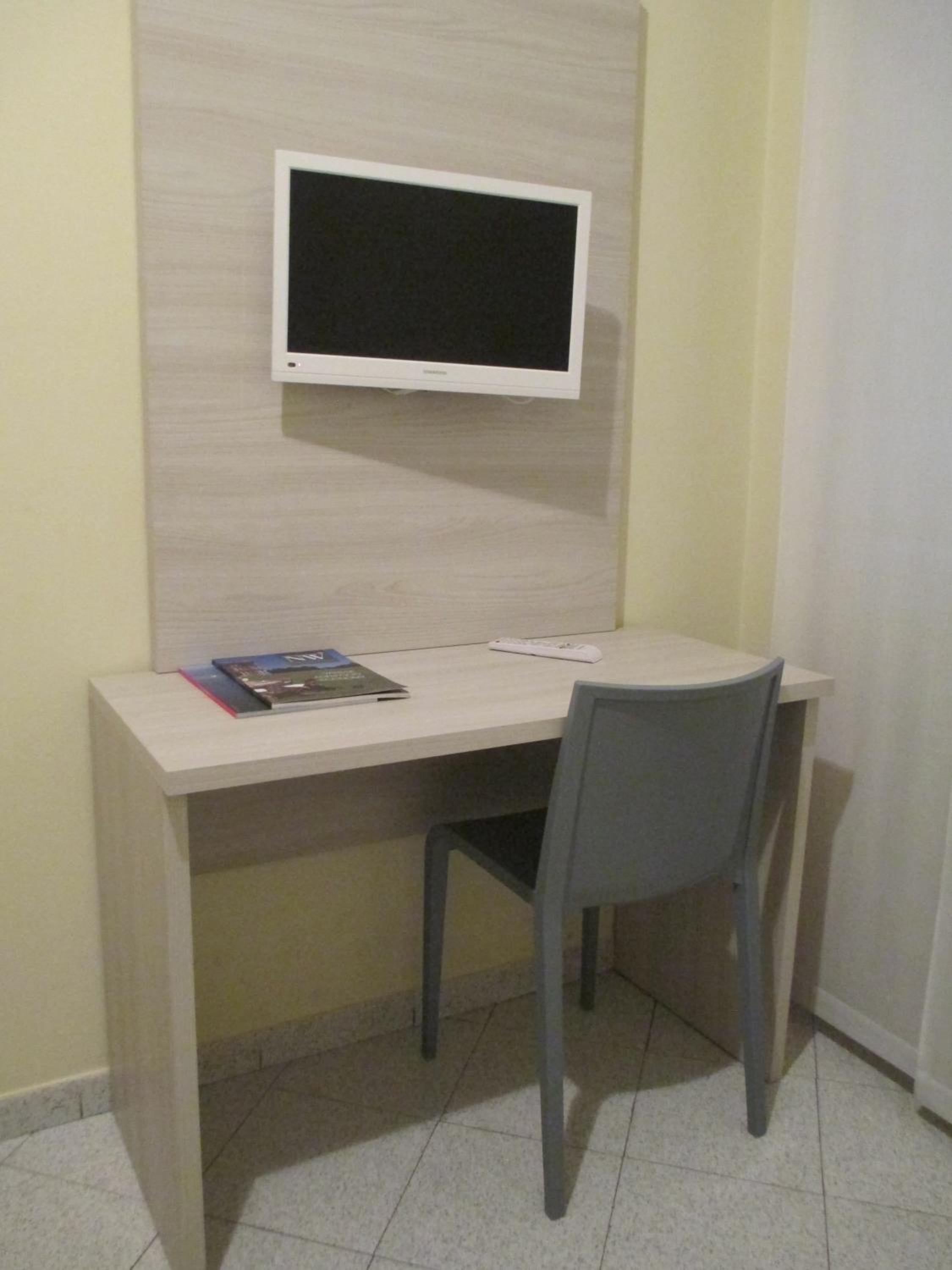 Single Room photo 3