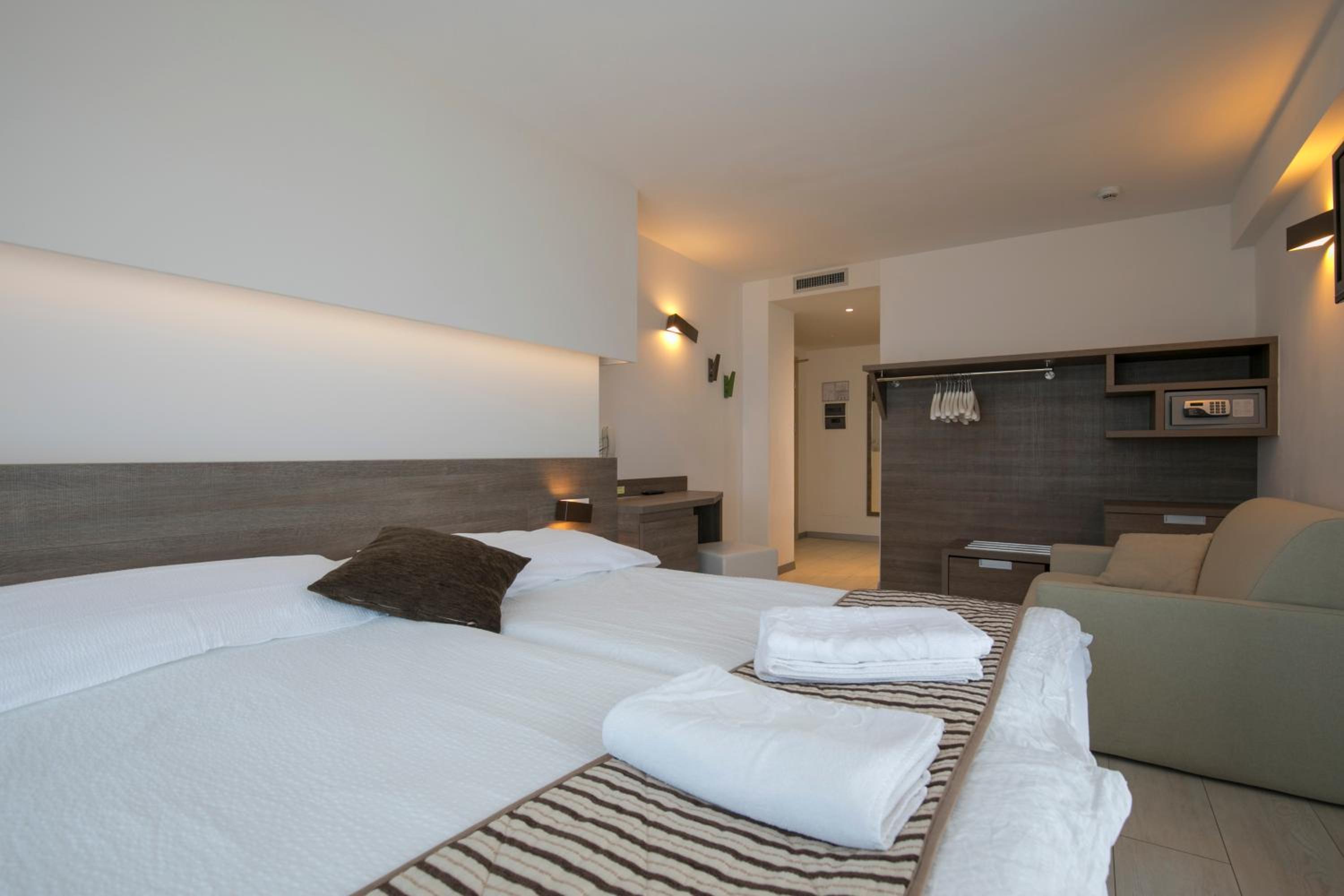 Superior Double Room photo 1