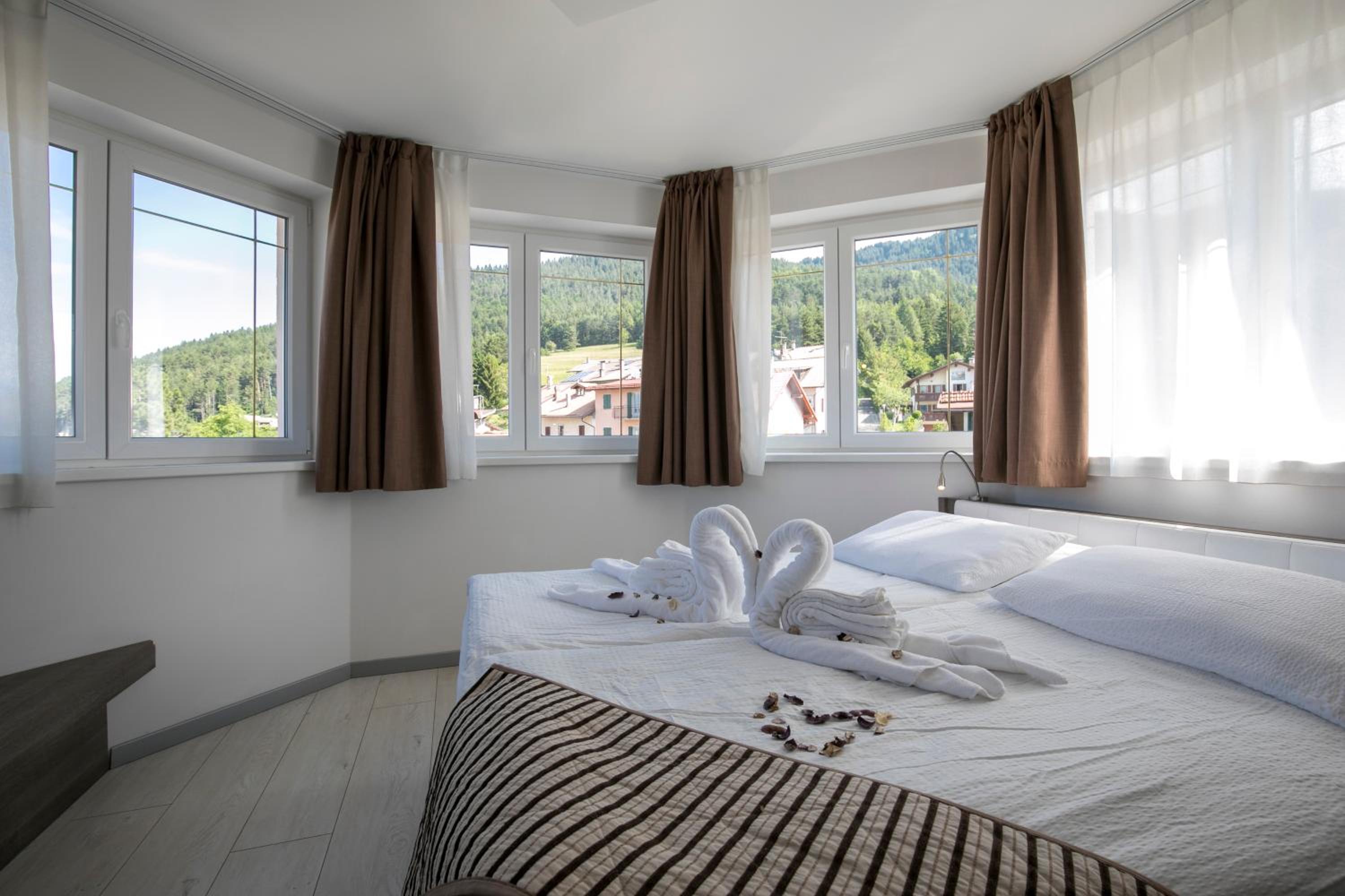 Suite - Photo 6