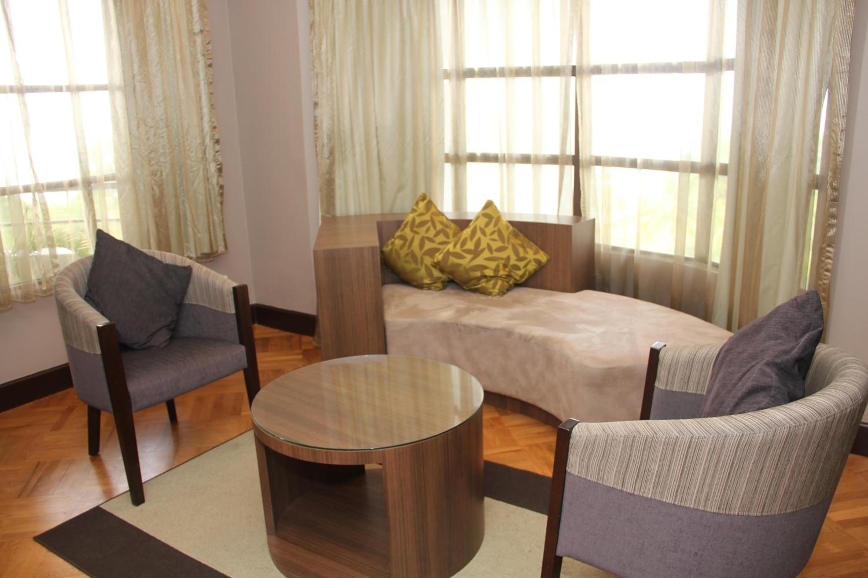 Premium Suite - Photo 5