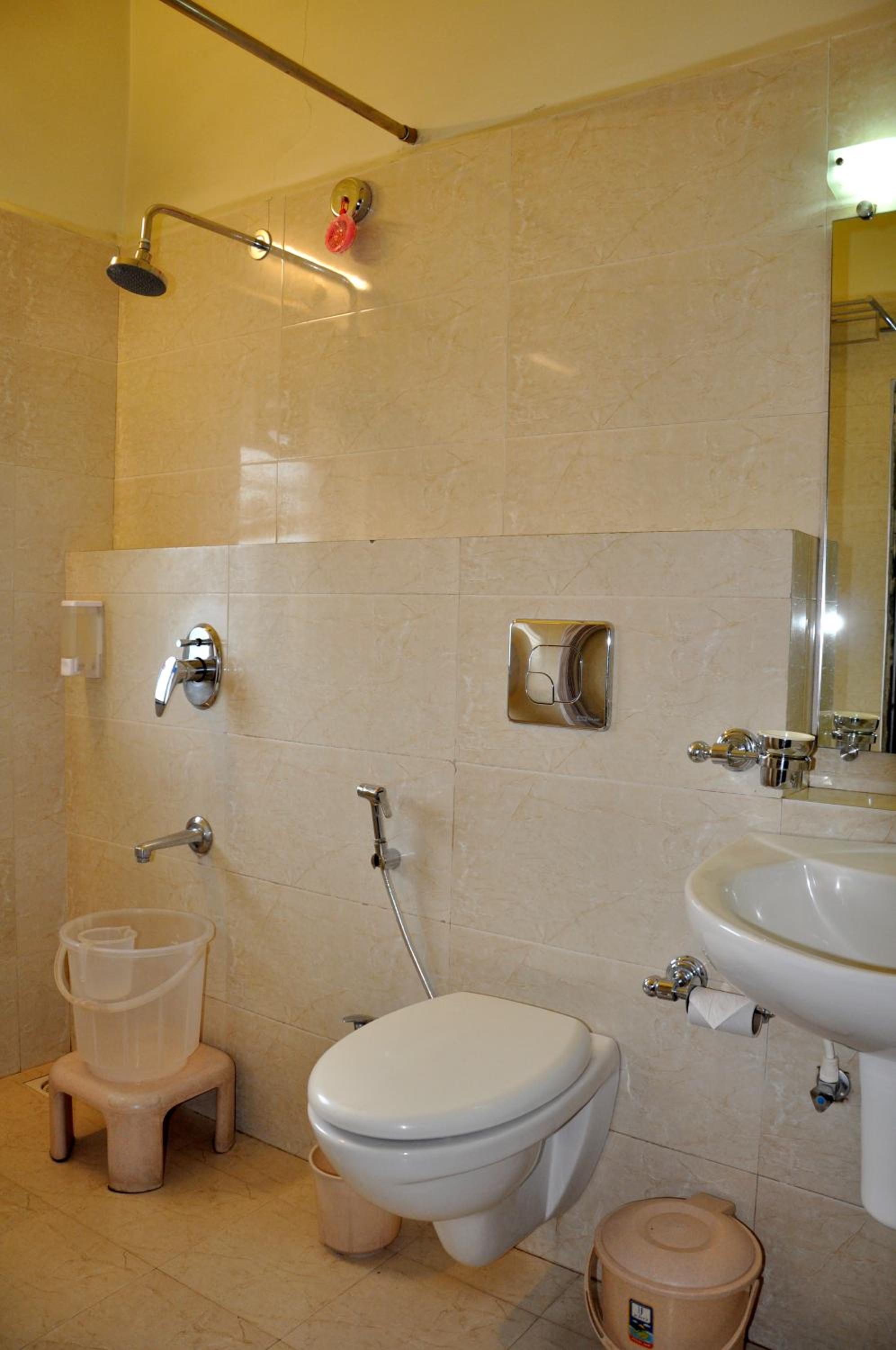 Suite - Photo 6