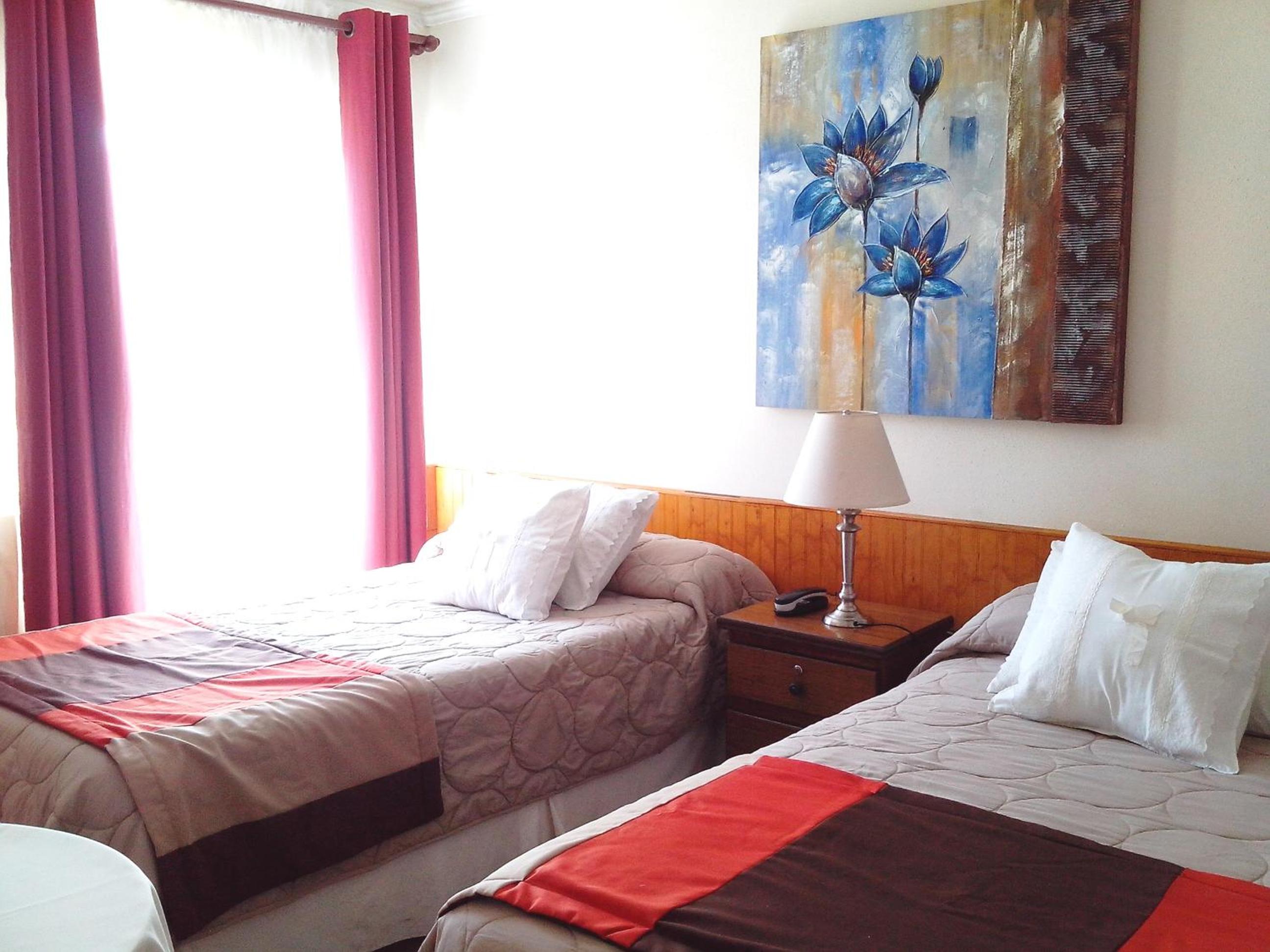 Standard Twin Room photo 3