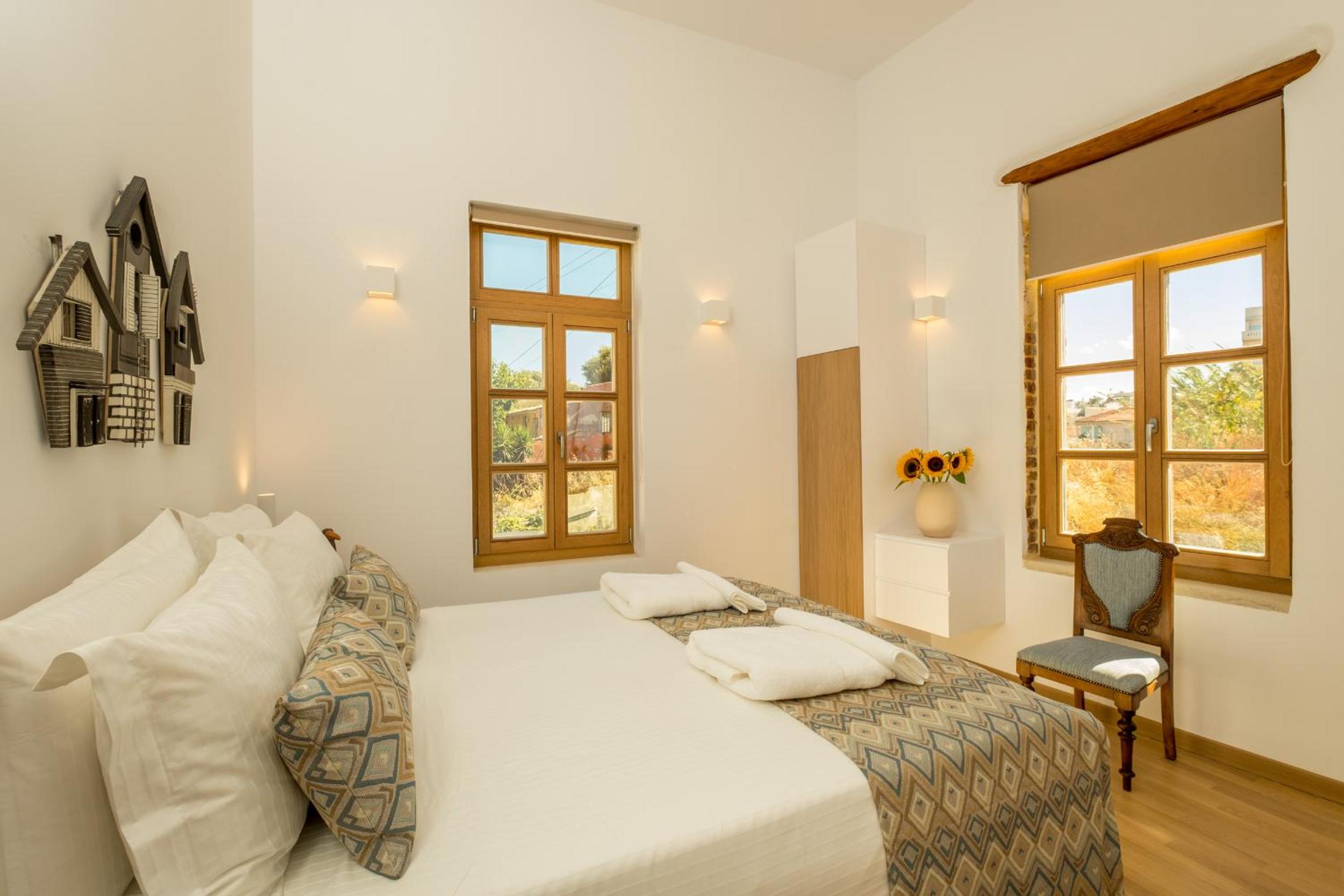 Deluxe Double Room - Photo 1