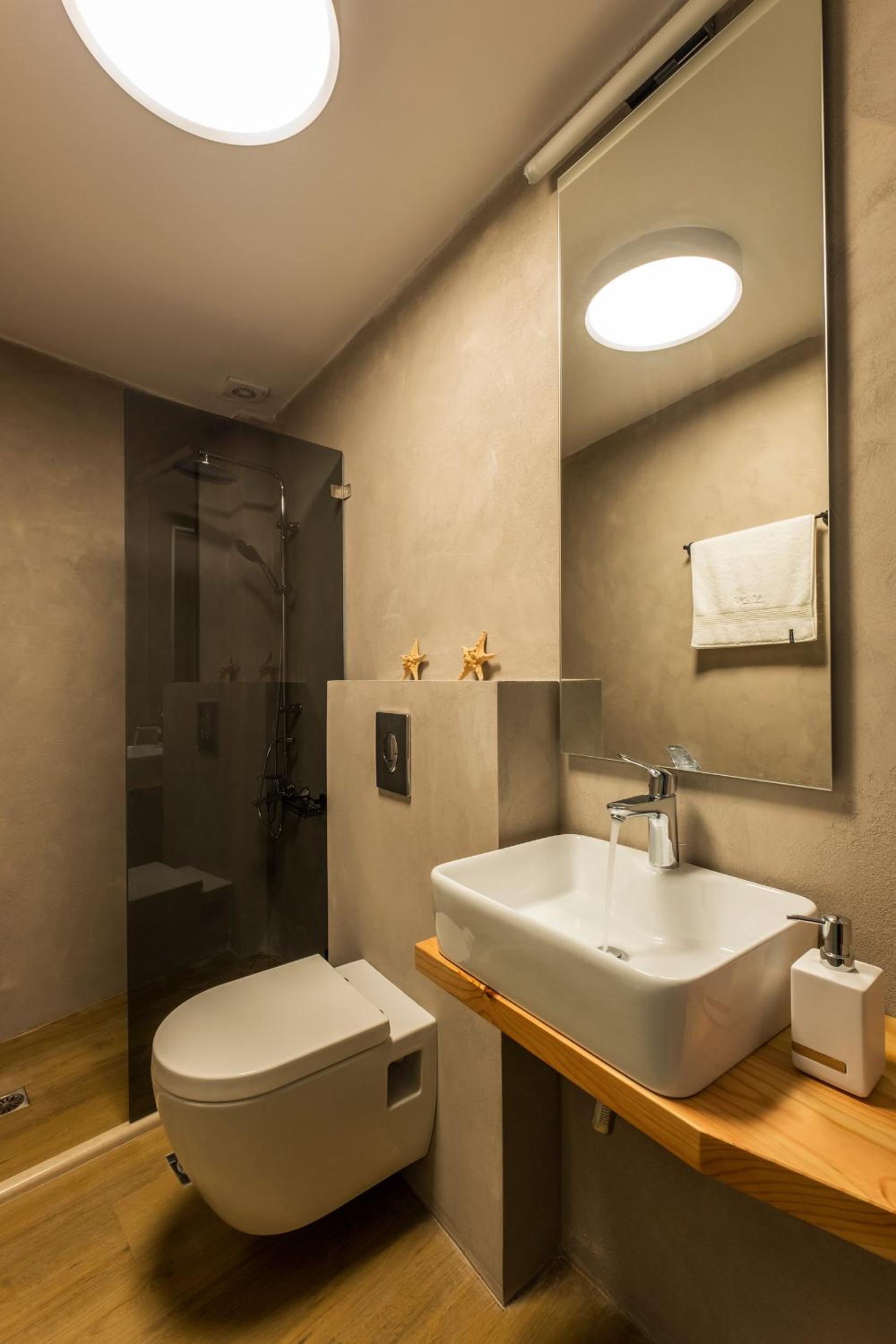 Deluxe Double Room - Photo 10