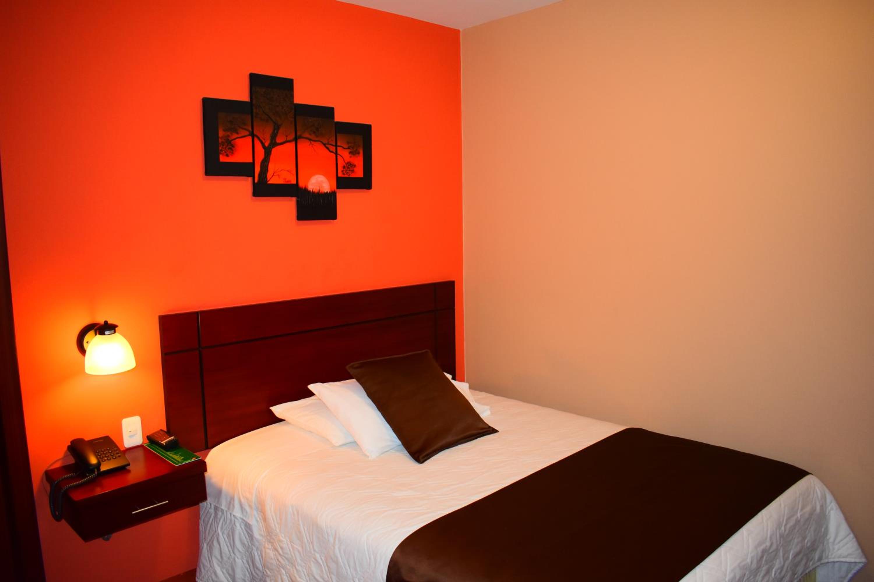 Single Room photo 2