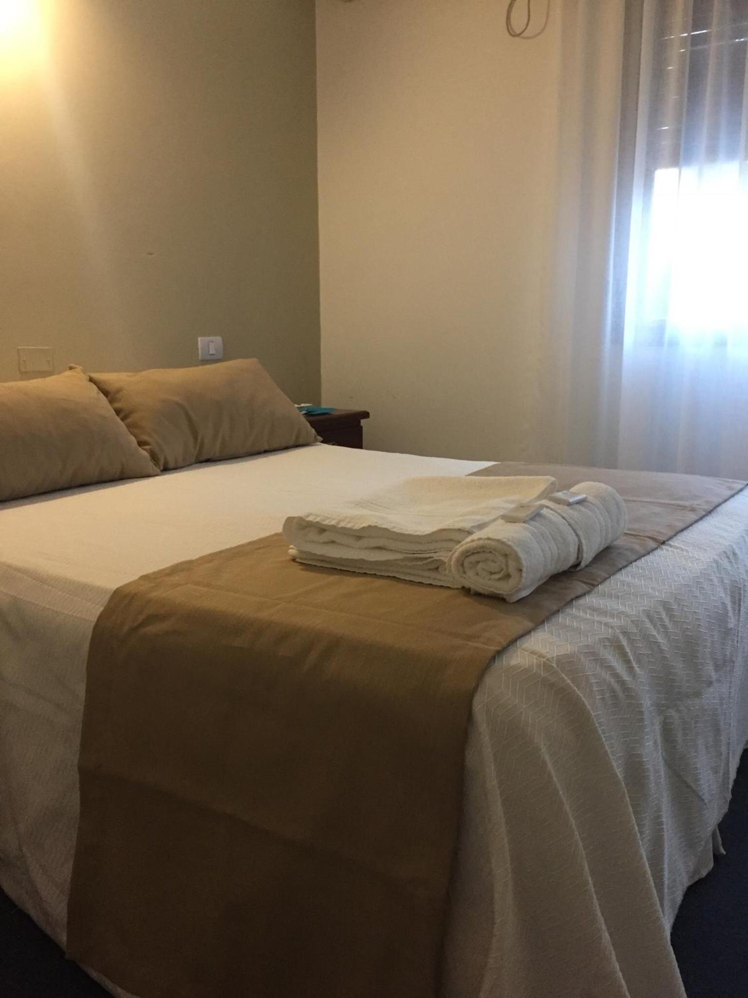 Standard Double Room photo 2