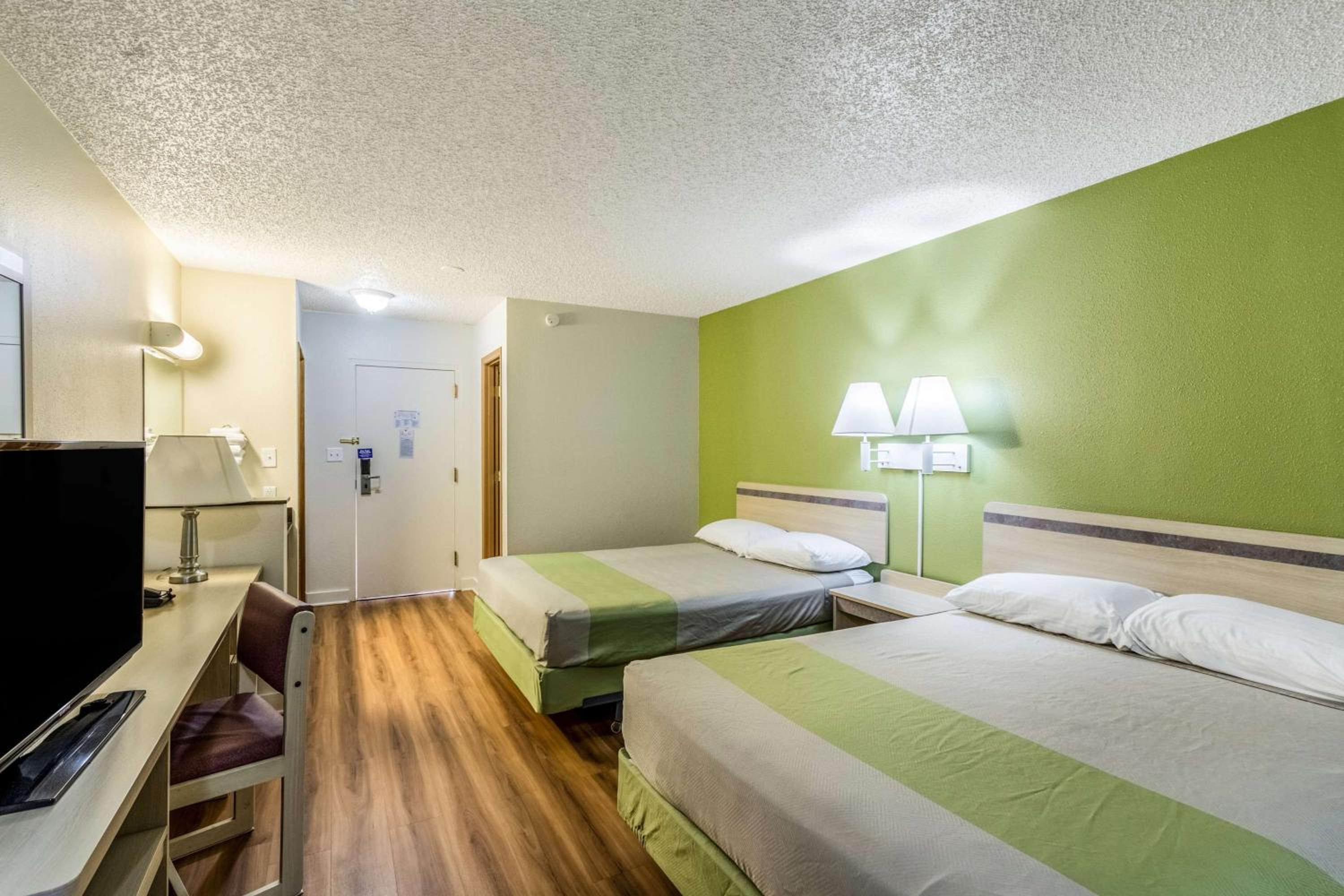 Queen Room with Two Queen Beds - Non-Smoking