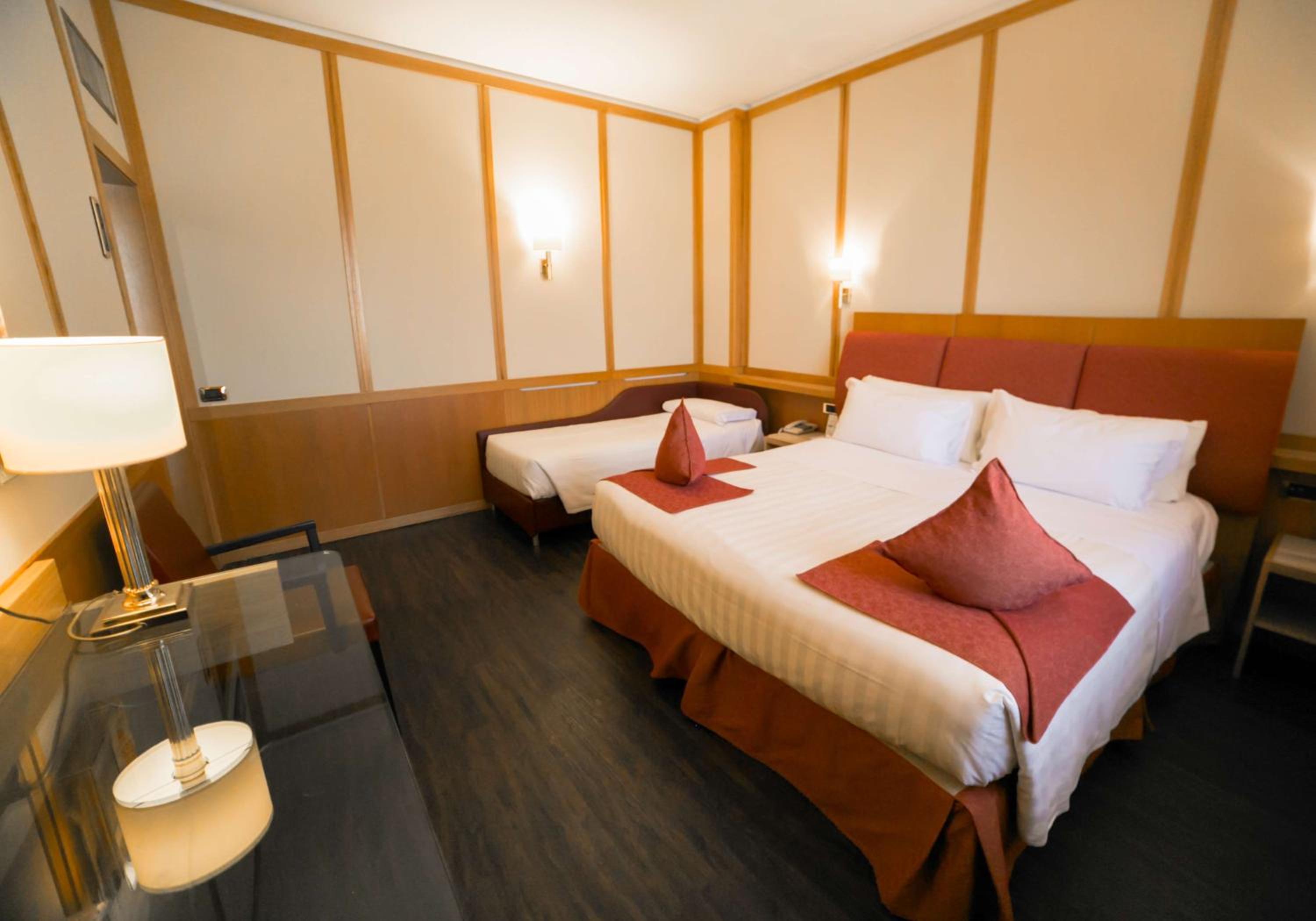 Comfort King Room