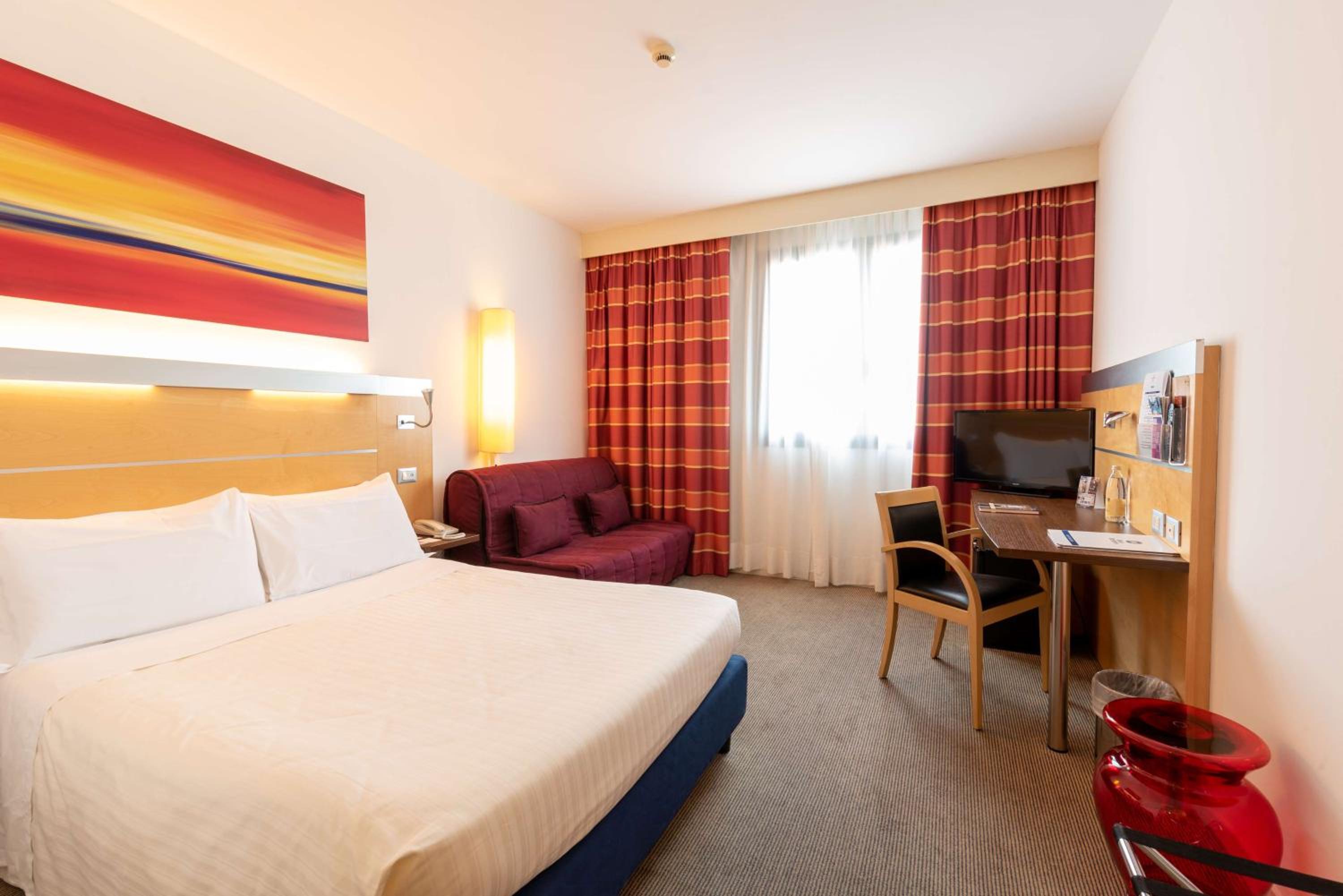 Classic Double Room - Photo 1