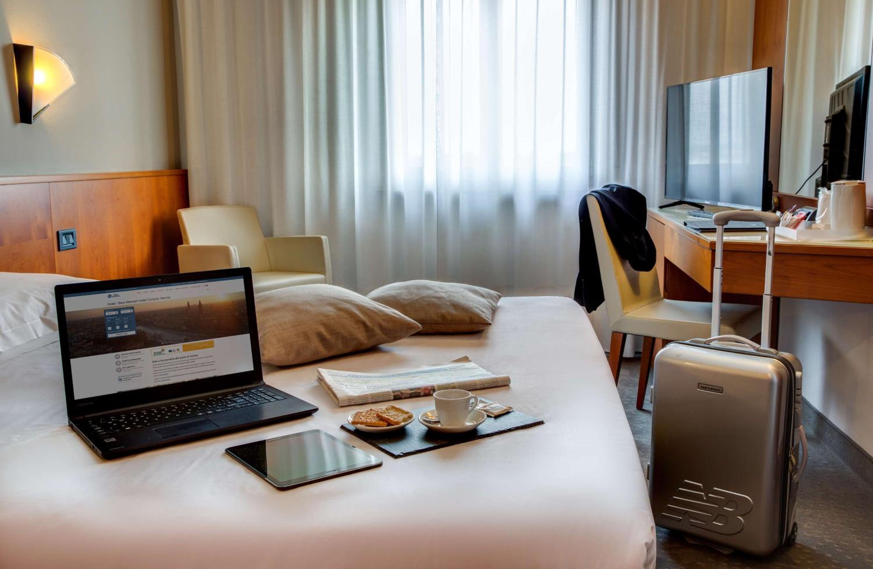 Economy Double Room - Photo 9