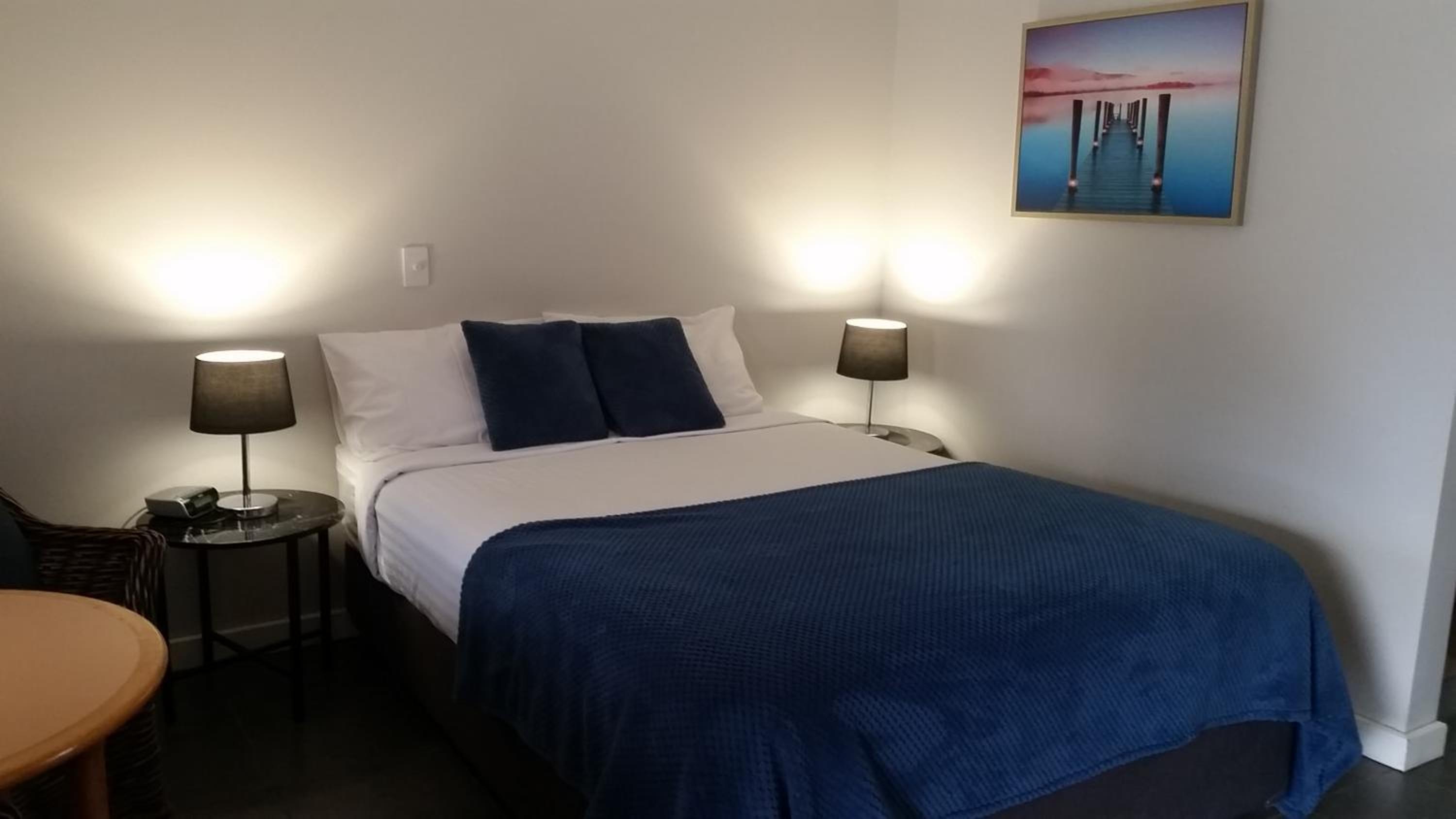Standard Queen Room photo 1