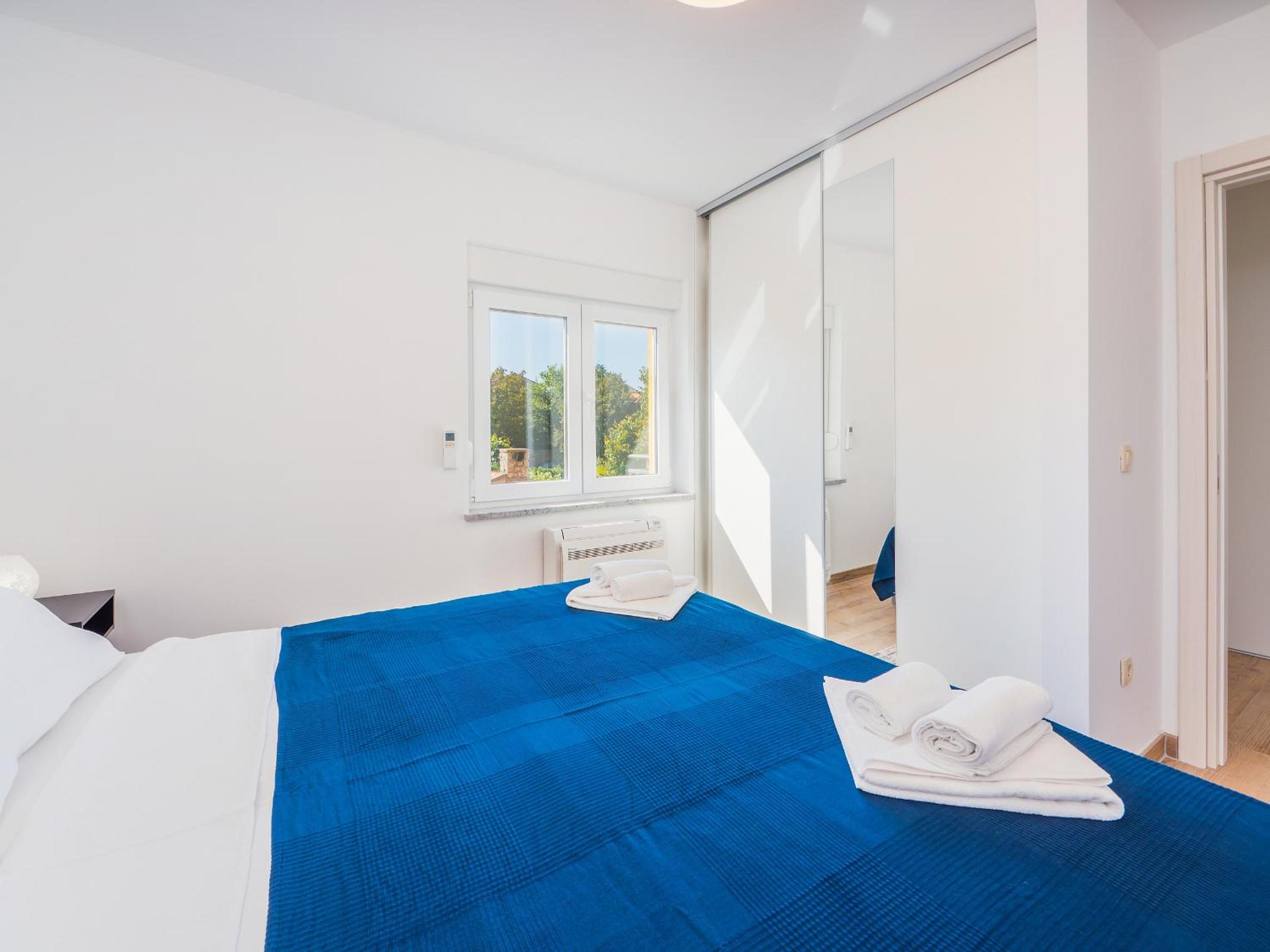 Apartment with Sea View - Photo 21
