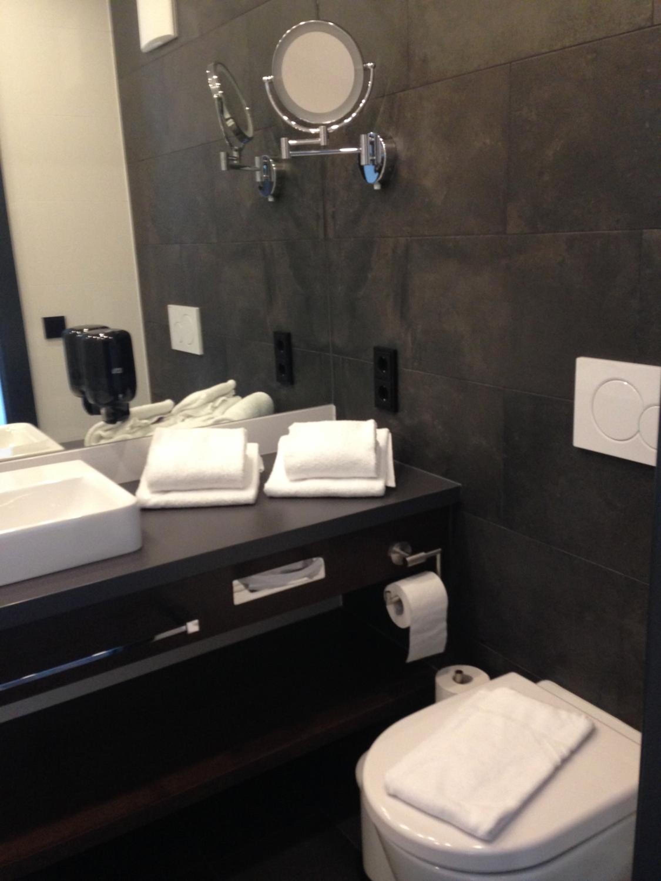 Single Room photo 2