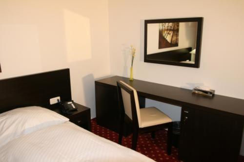 Single Room photo 3